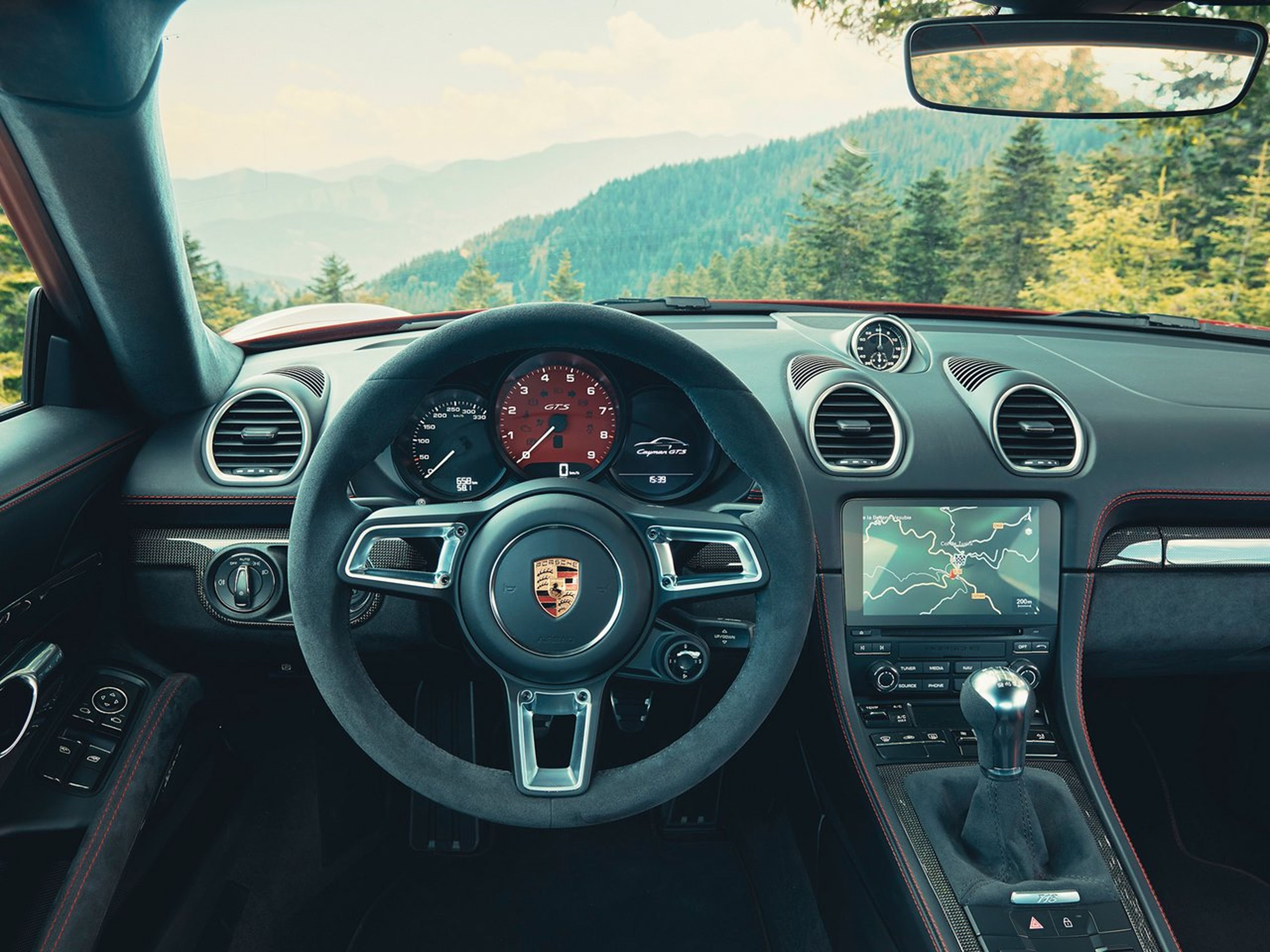 Porsche 718 Cayman GTS interior conductor