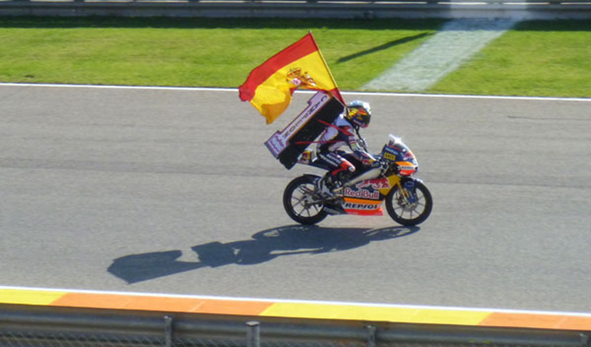 Marc Márquez consiguió el título de 125 cc gracias a su cuarta plaza