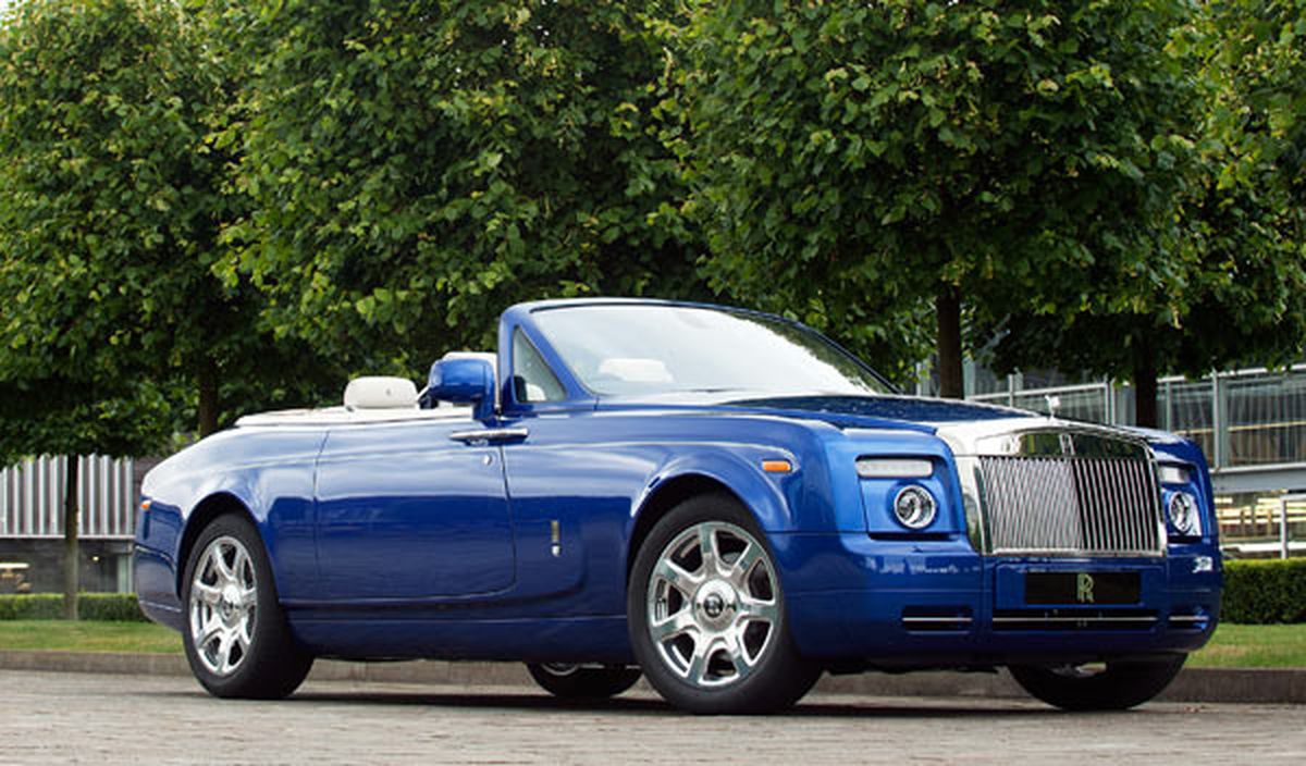 Rolls-Royce Phantom Drophead Coupé frontal