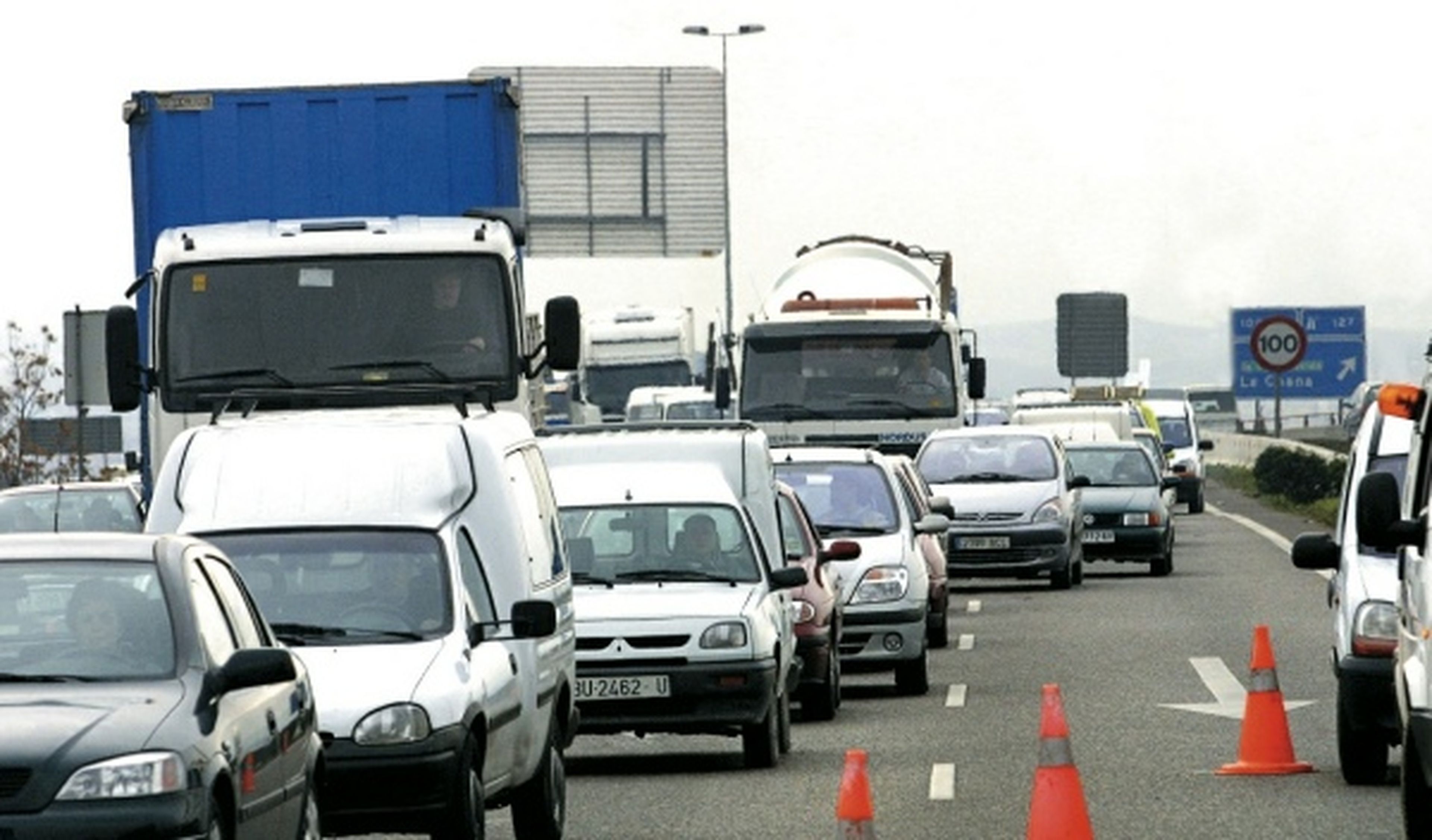 Un 21% más de muertes en carretera con los 120 km/h
