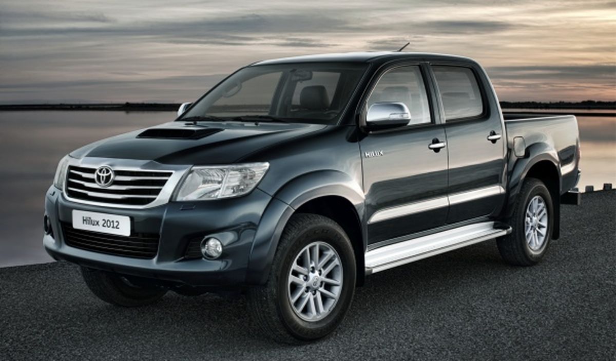 toyota-hilux-2012-frontal