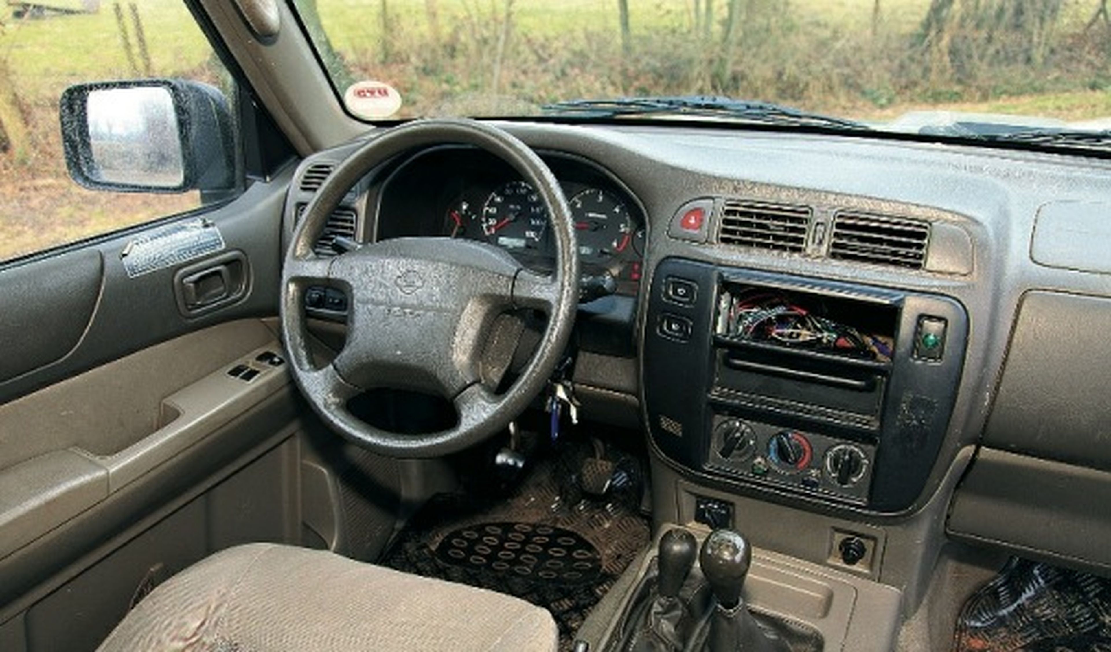 Nissan Patrol GR 2.8 TurboD, Typ Y61 de segunda mano interior
