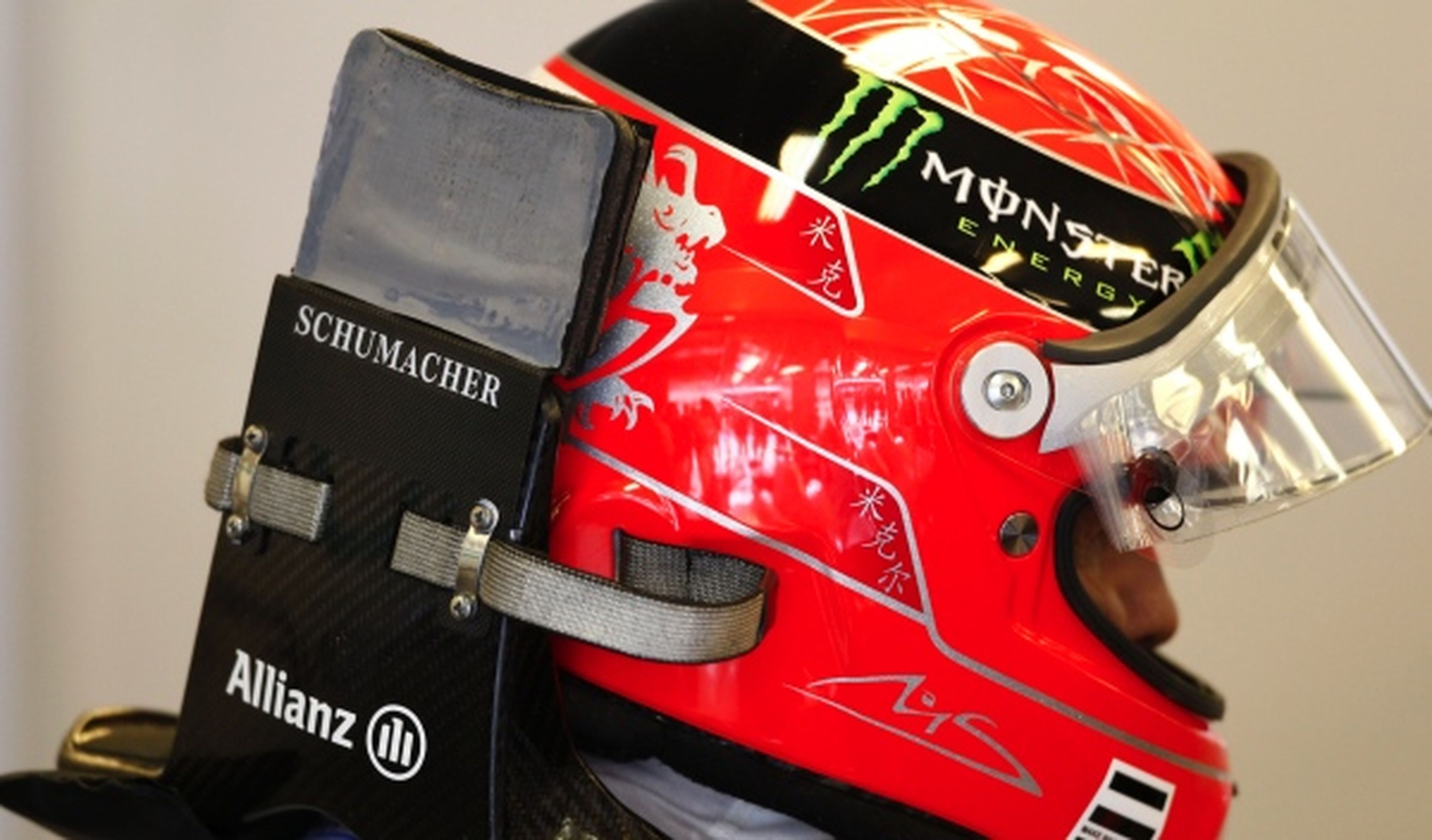 Schumacher insiste en que seguirá compitiendo en 2012