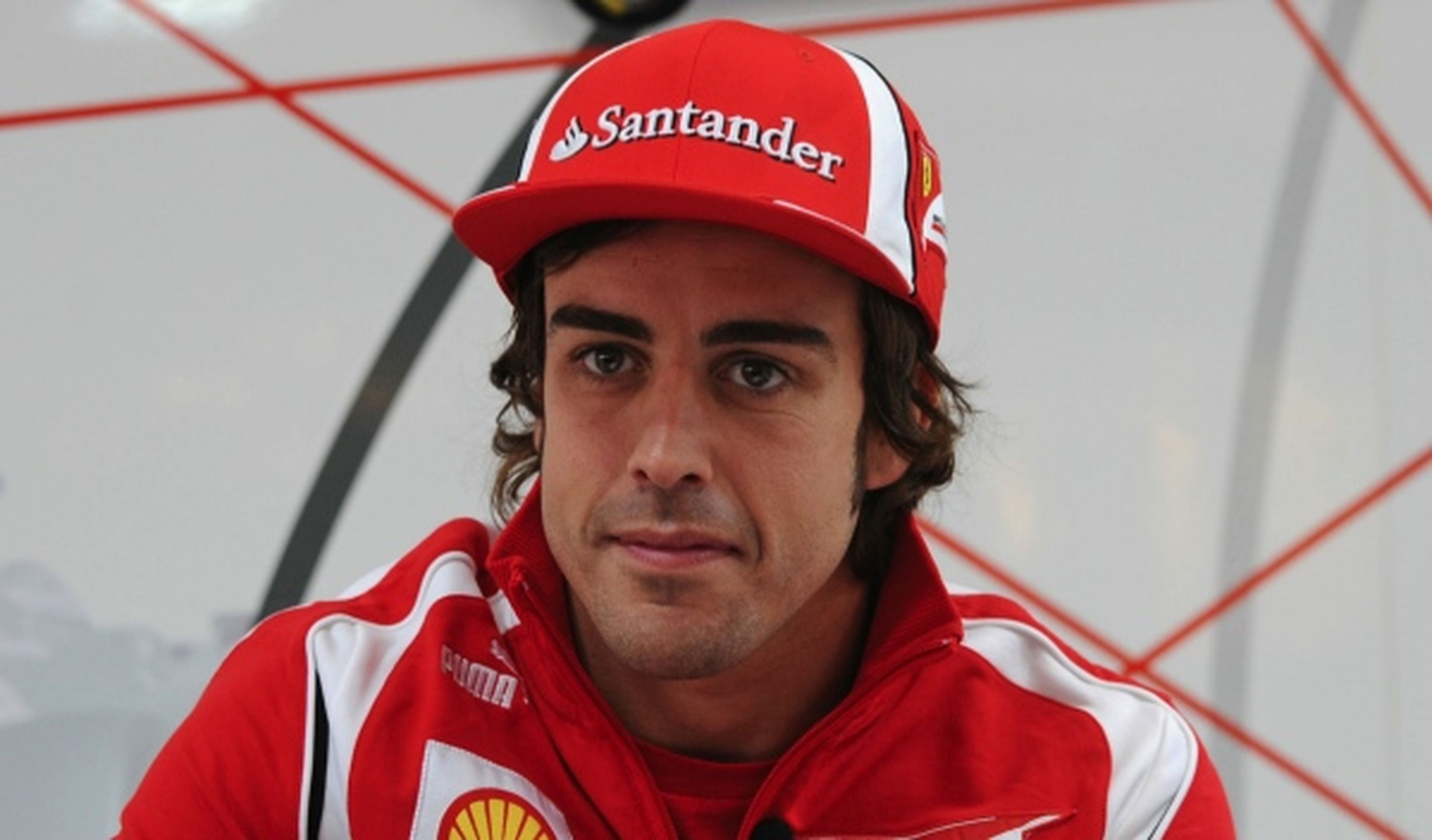 Alonso y Ferrari no tiran la toalla