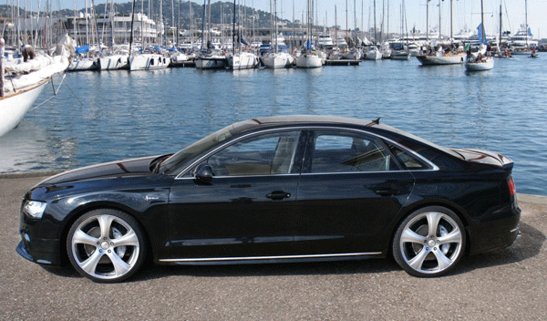 Audi A8 SR8 lateral