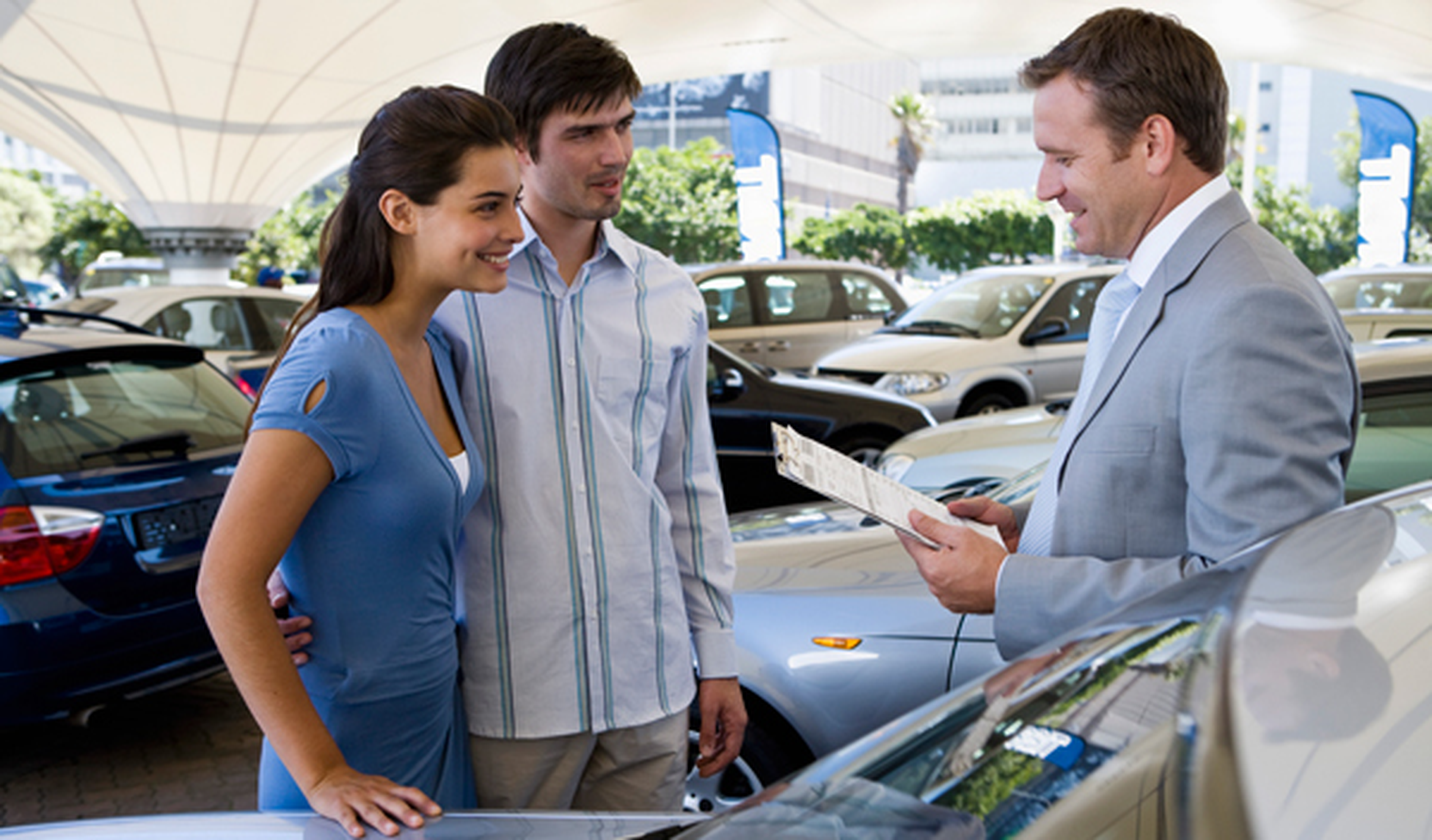 La venta de coches de segunda mano aumentó un 3,4% en 2011