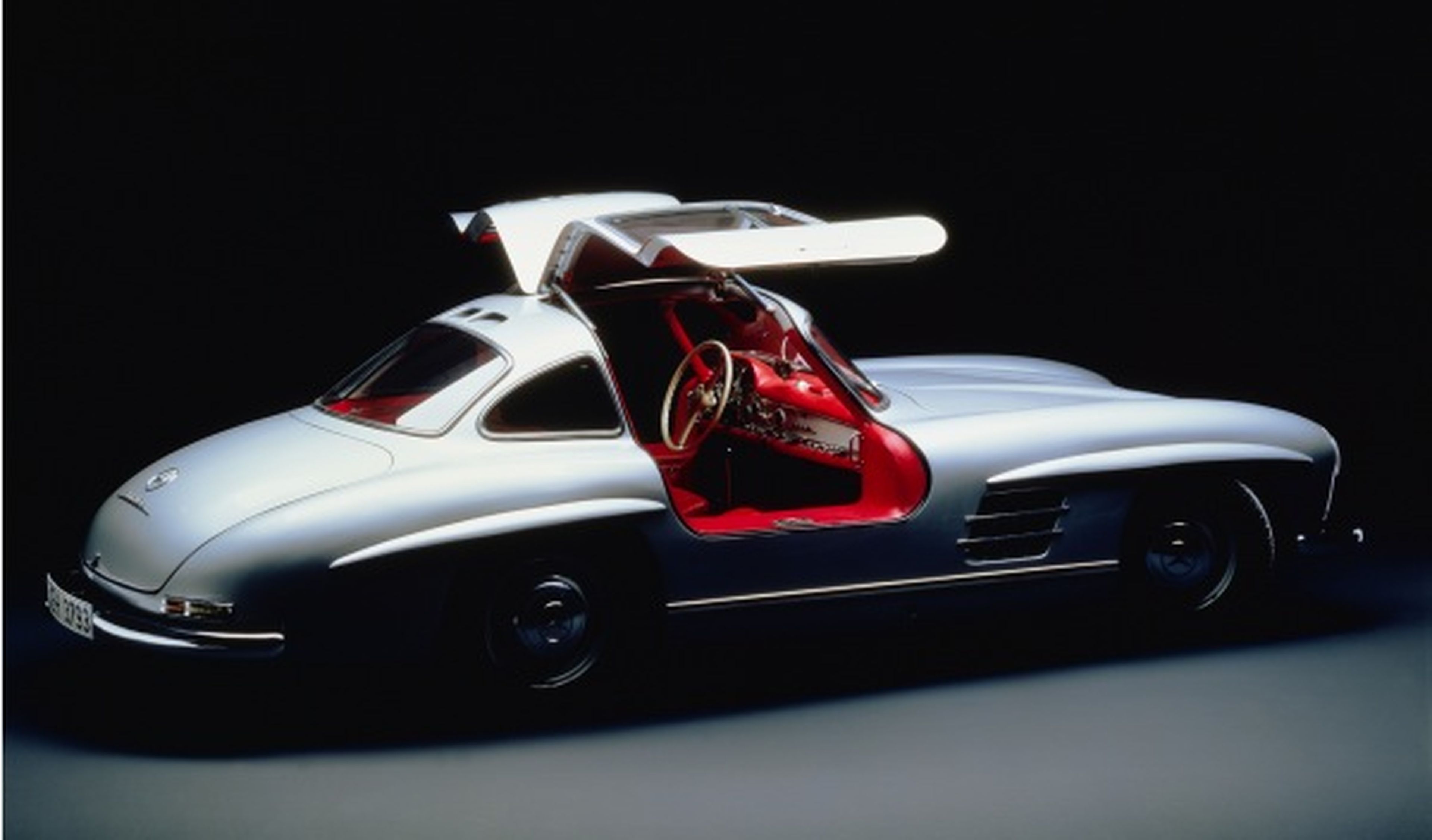Historia del Mercedes SL: 60 años del &#039;deportivo ligero&#039;