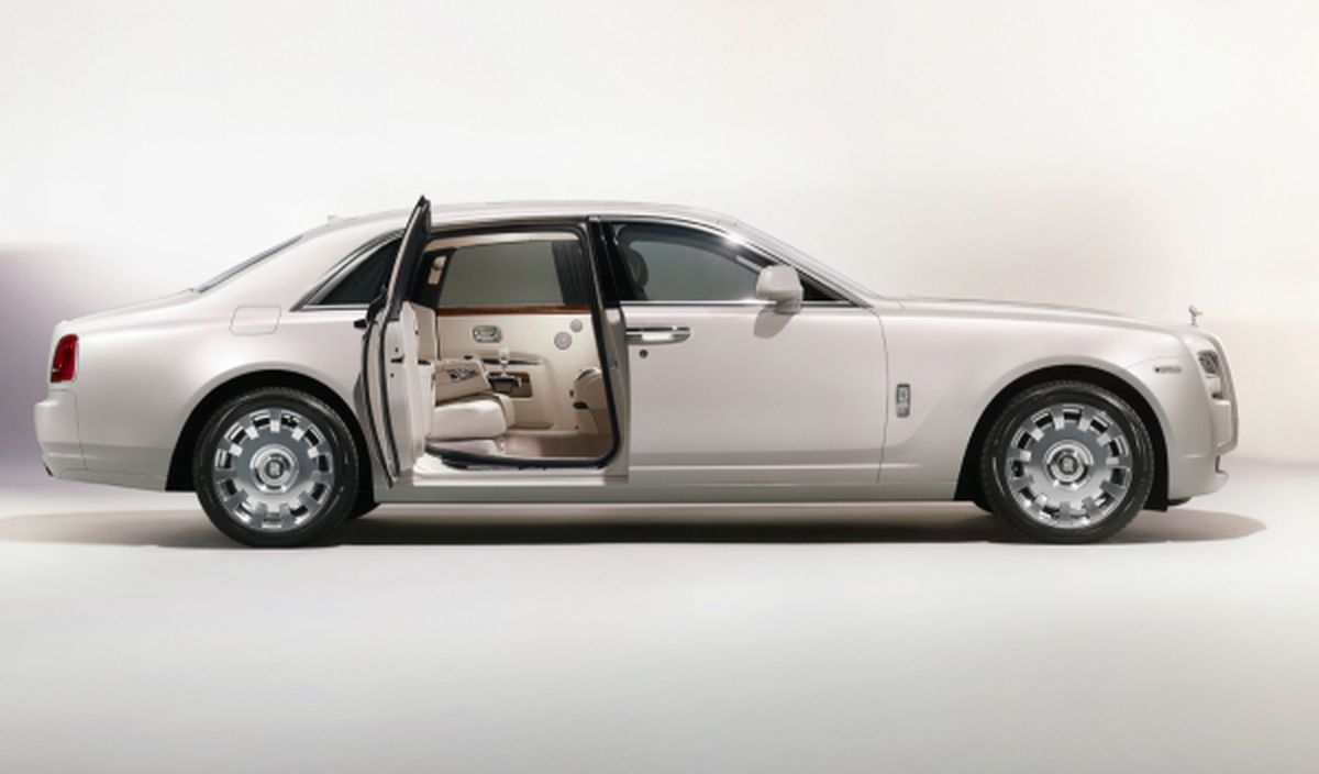 La puerta del Rolls Royce 'Ghost Six Senses’