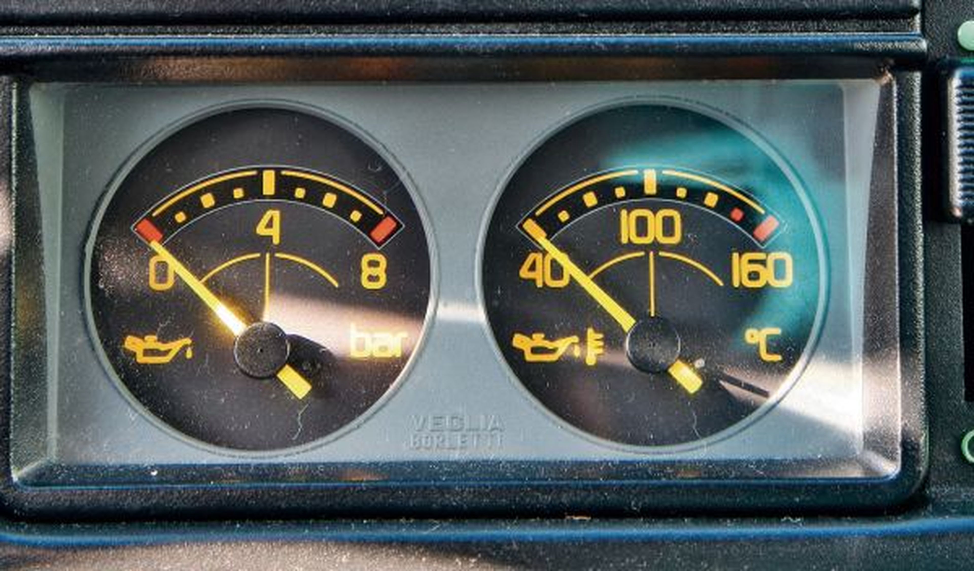 Lancia Delta HF Integrale manómetros