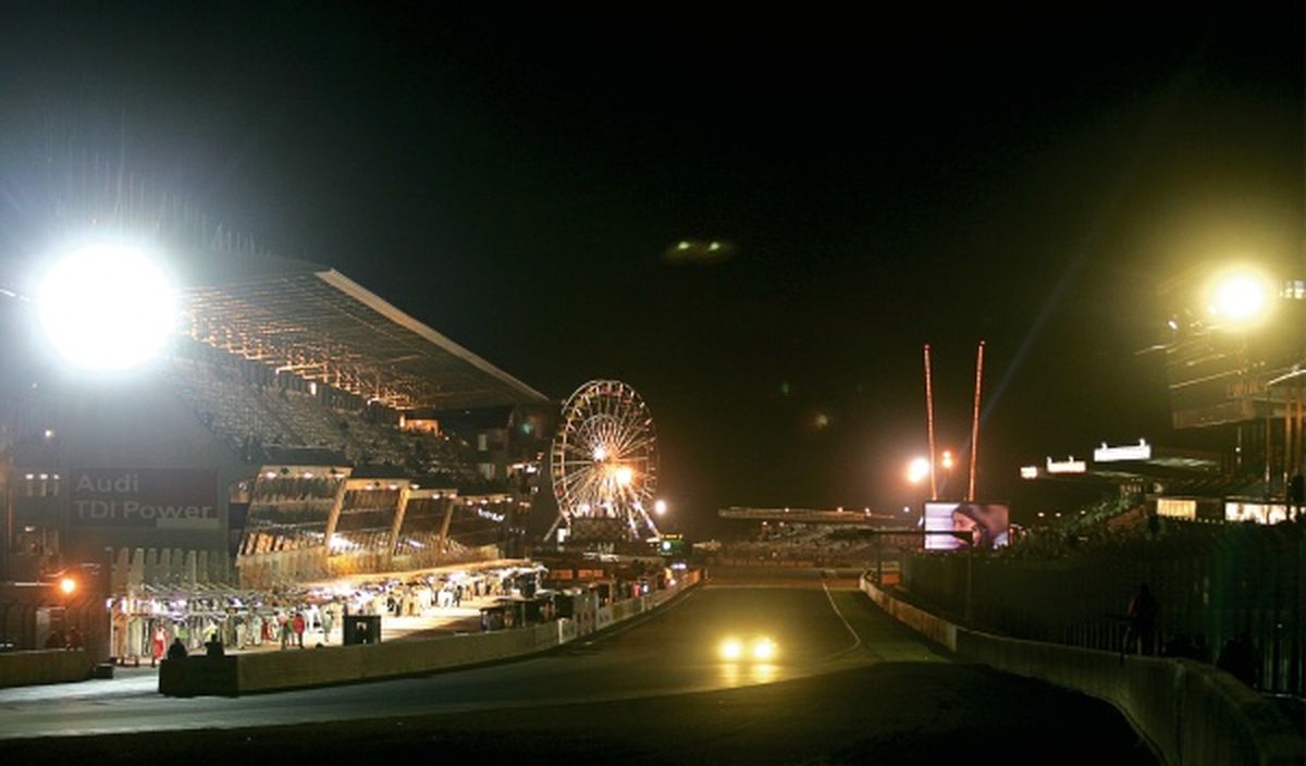 Noche de las 24 Horas de Le Mans 2012