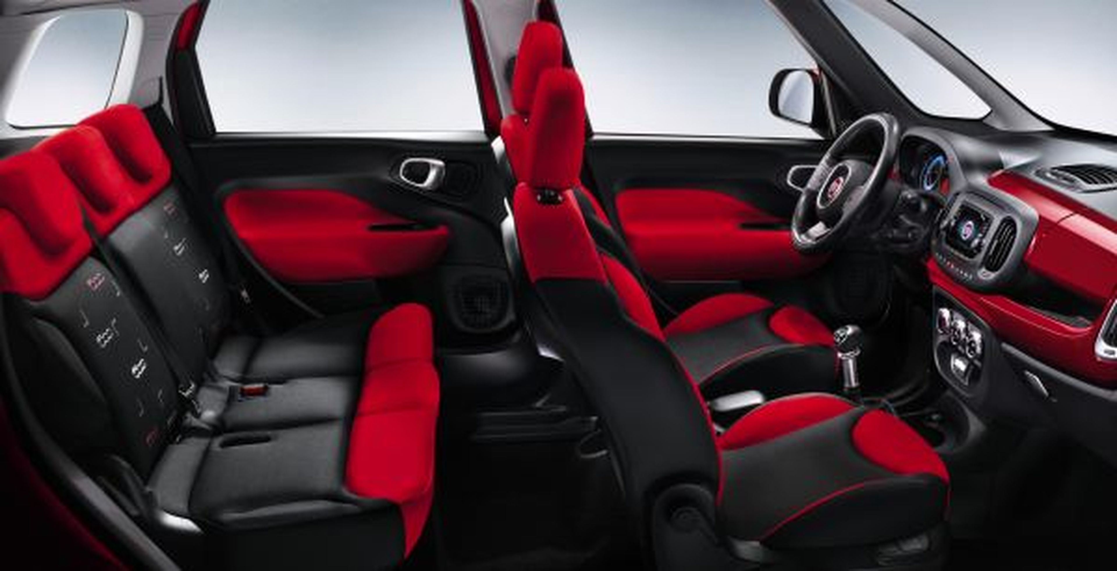 Fiat 500 L interior lateral