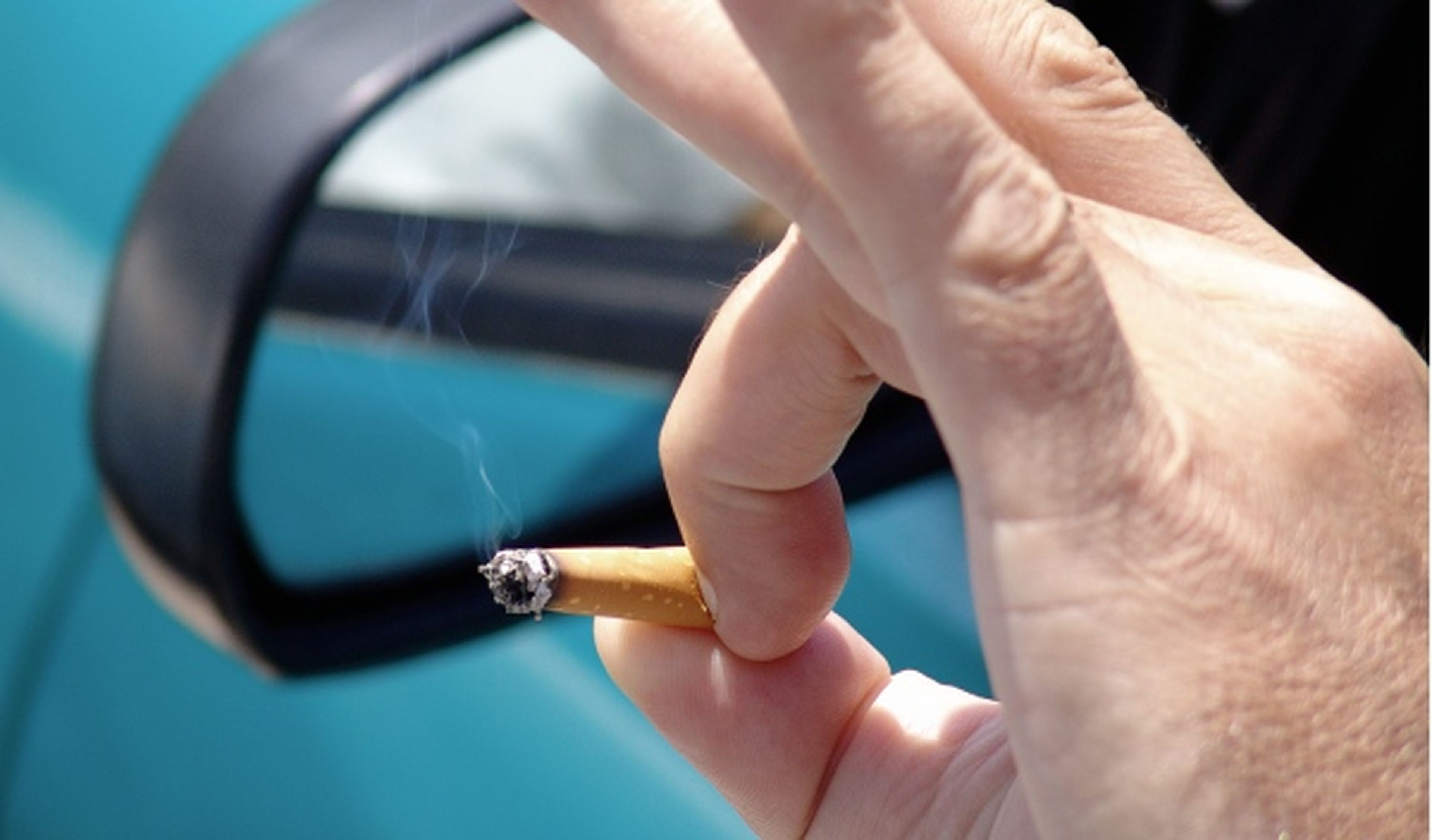 Incendios: fumar al volante puede salir muy caro