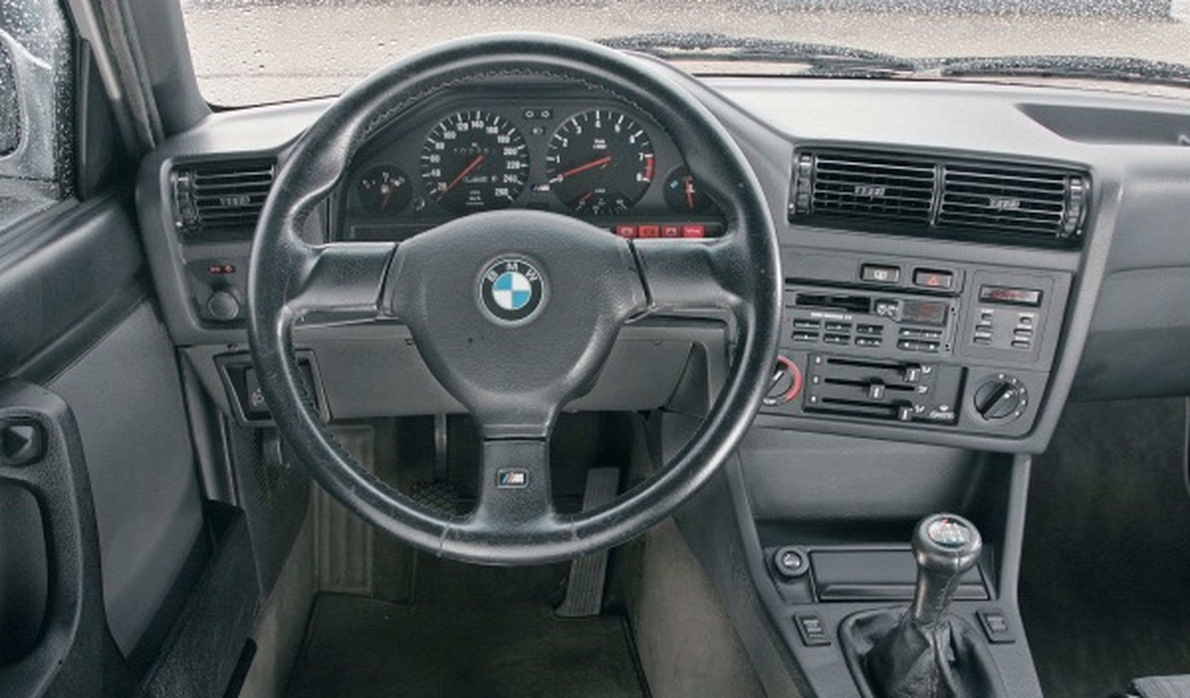 BMW M3 E30 interior