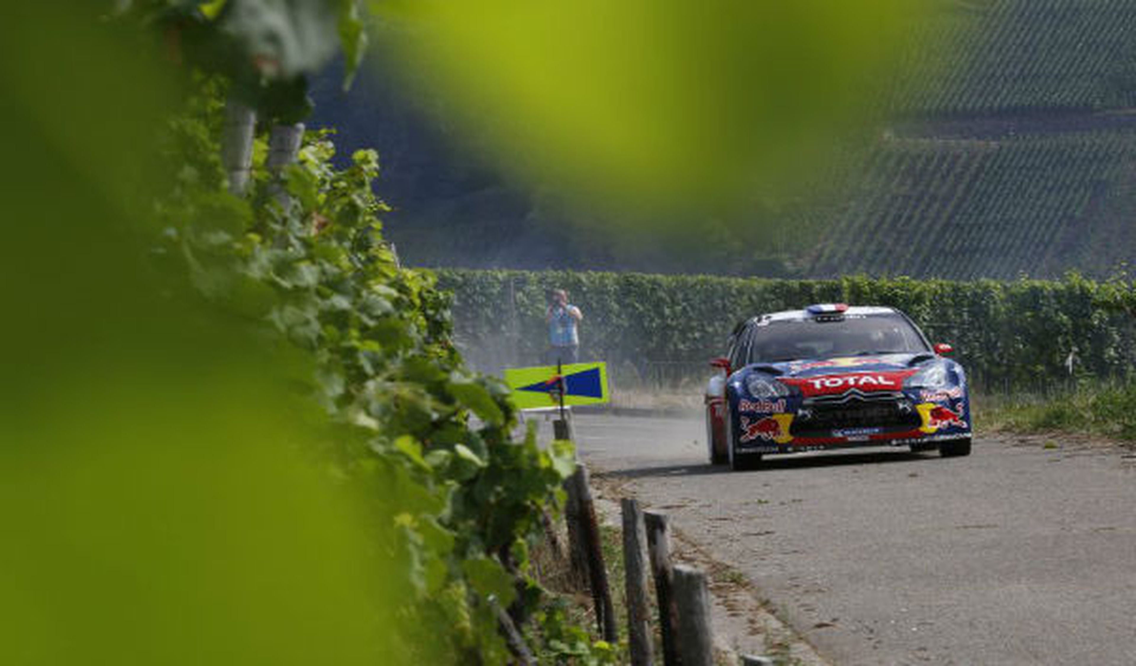 Loeb líder sin problemas en el Rally de Alemania 2012
