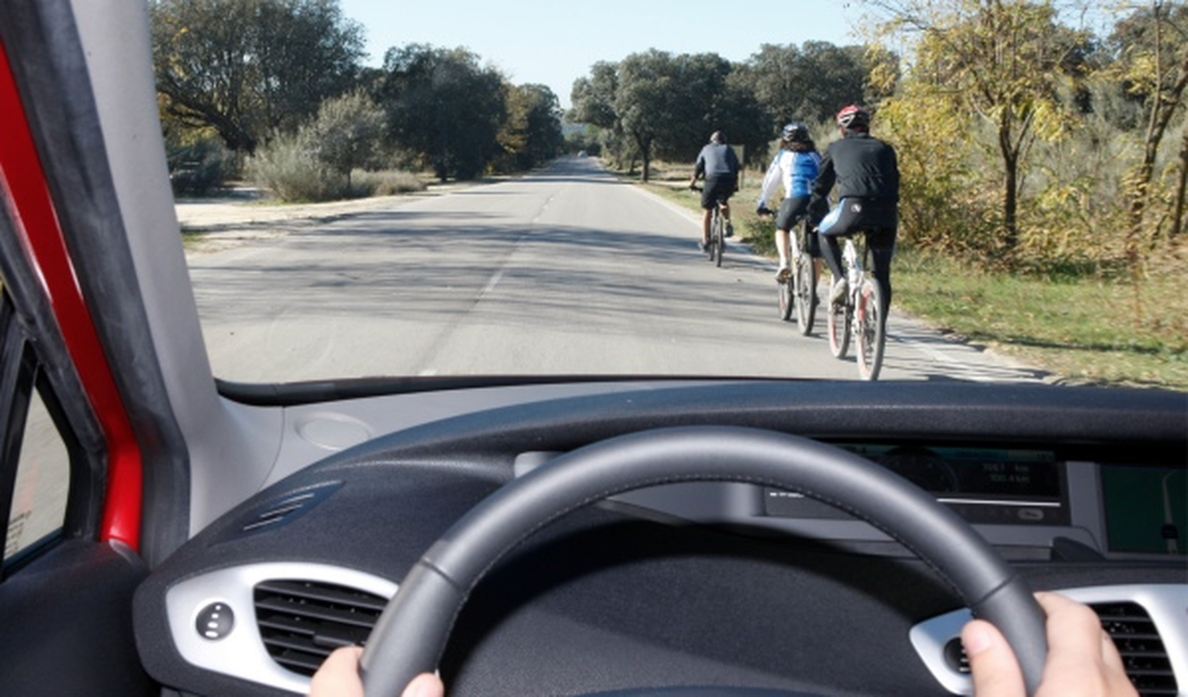 Radar multa a un ciclista desnudo por exceso de velocidad
