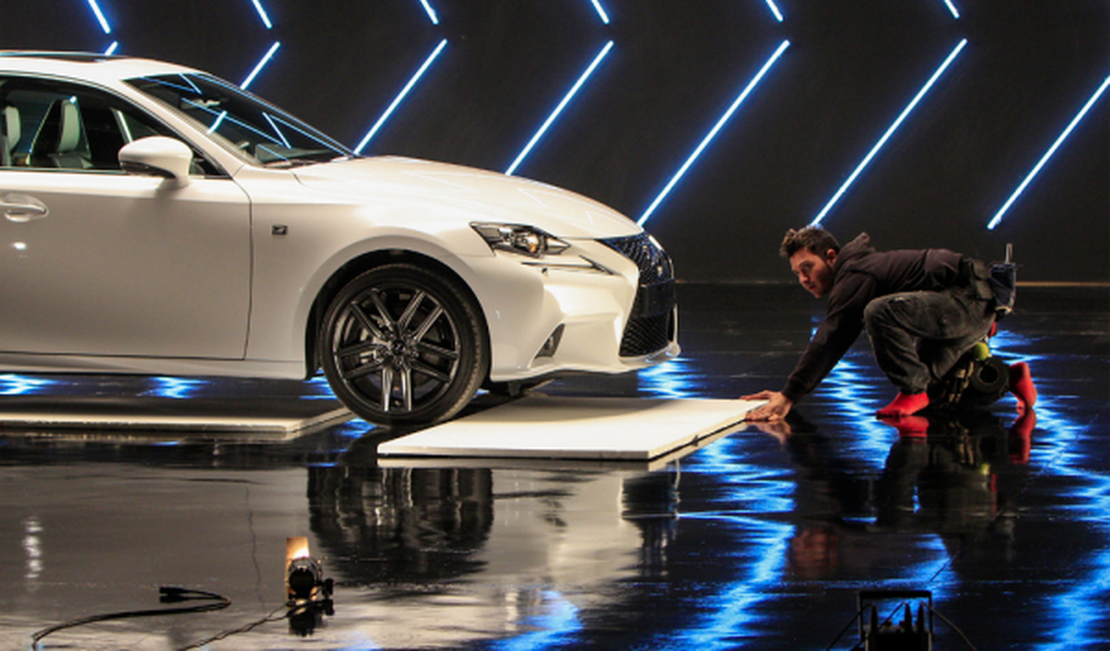 El director de Top Gear rueda el spot del Lexus IS 300h