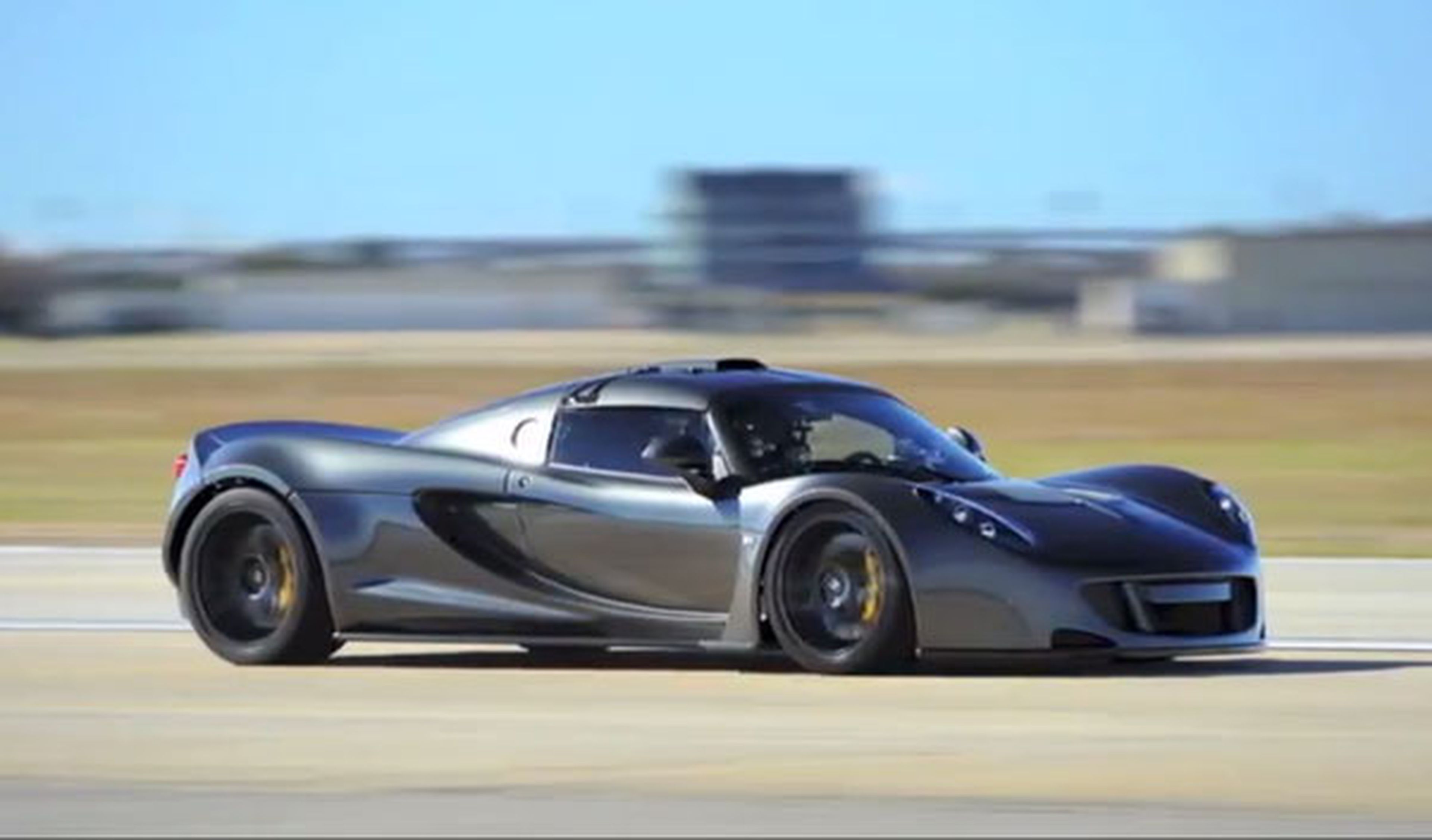 Hennessey Venom GT bate el récord de velocidad: 427,6 km/h