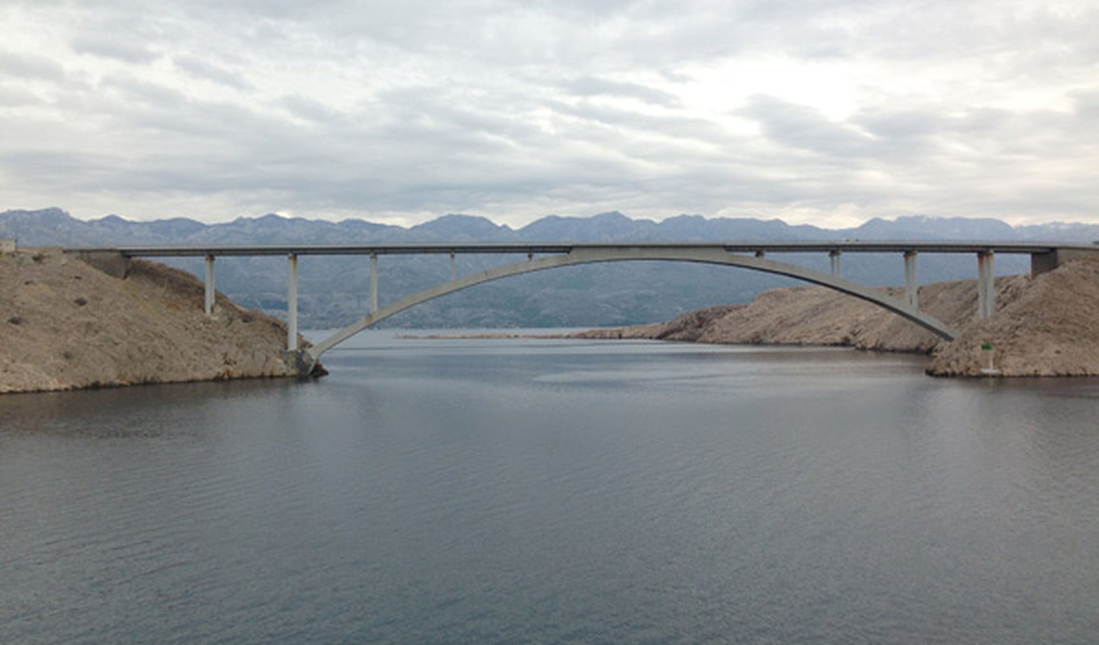 Puente Pag Croacia