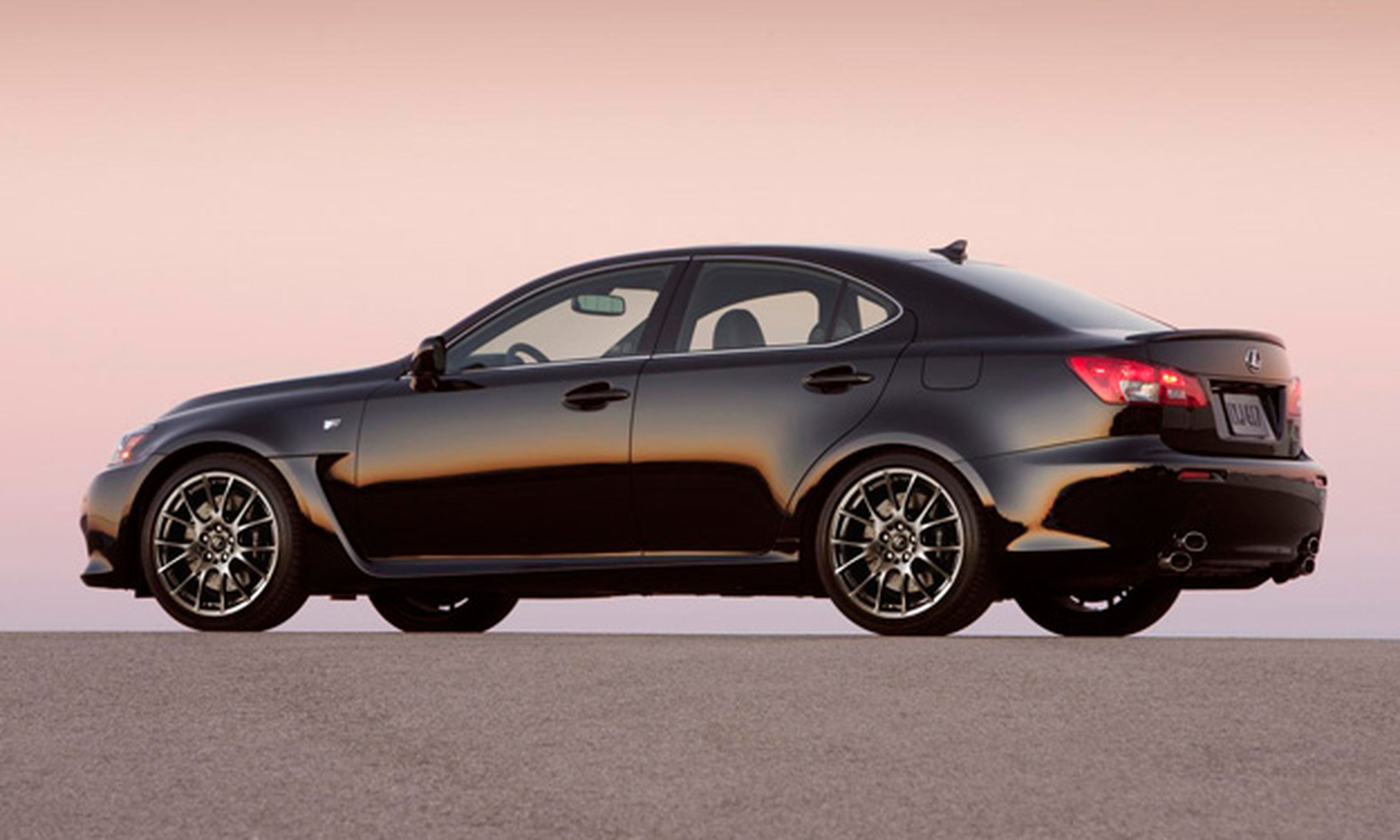 Lexus IS F lateral