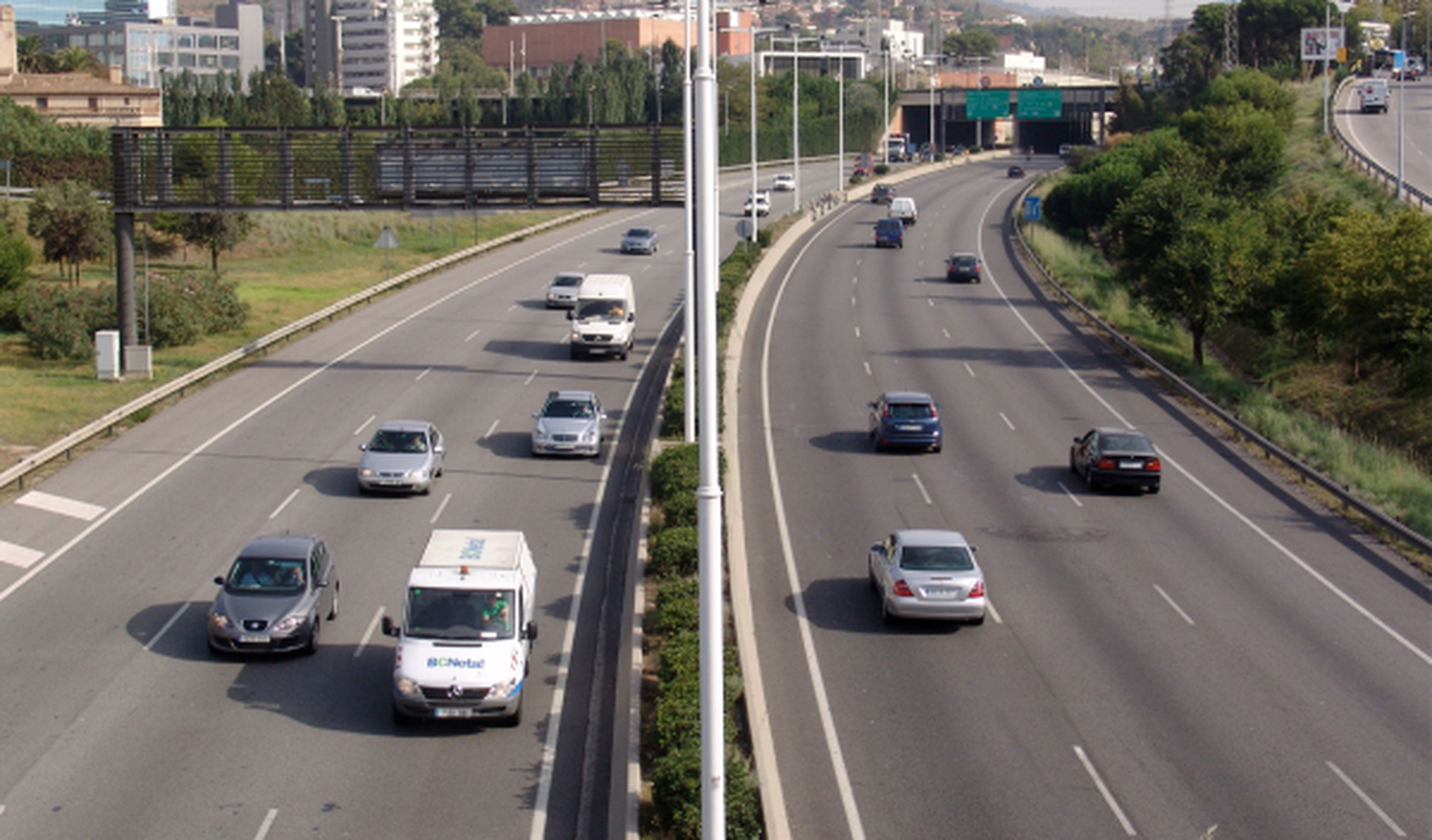 Aseta pide que las autovías gratuitas sean de pago