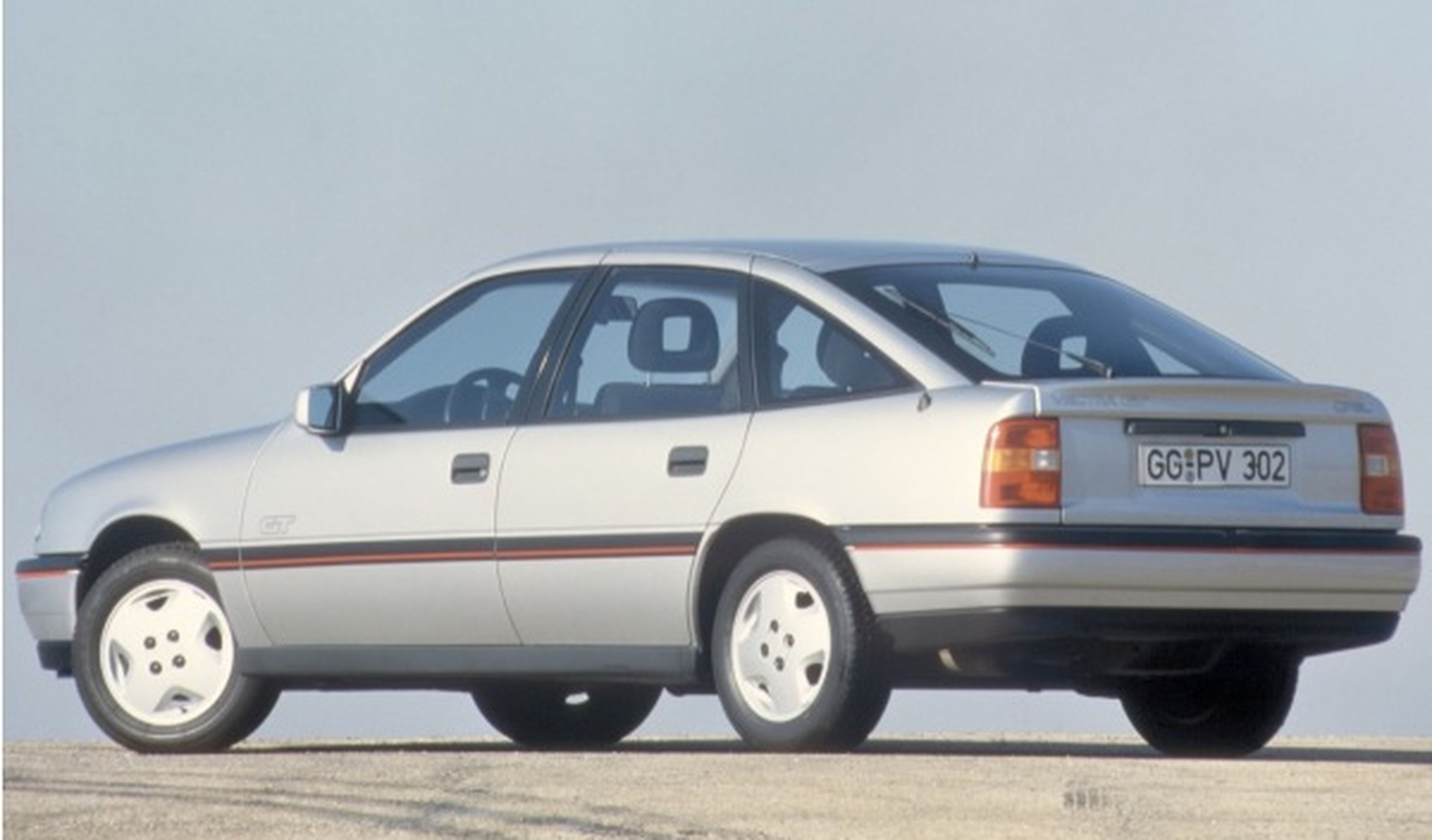 Opel Vectra 25 años 1