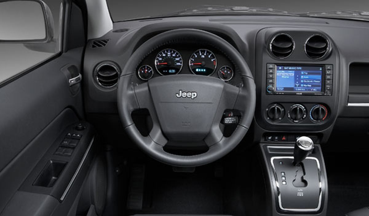 El Jeep Compass también ha experimentado cambios en su interior