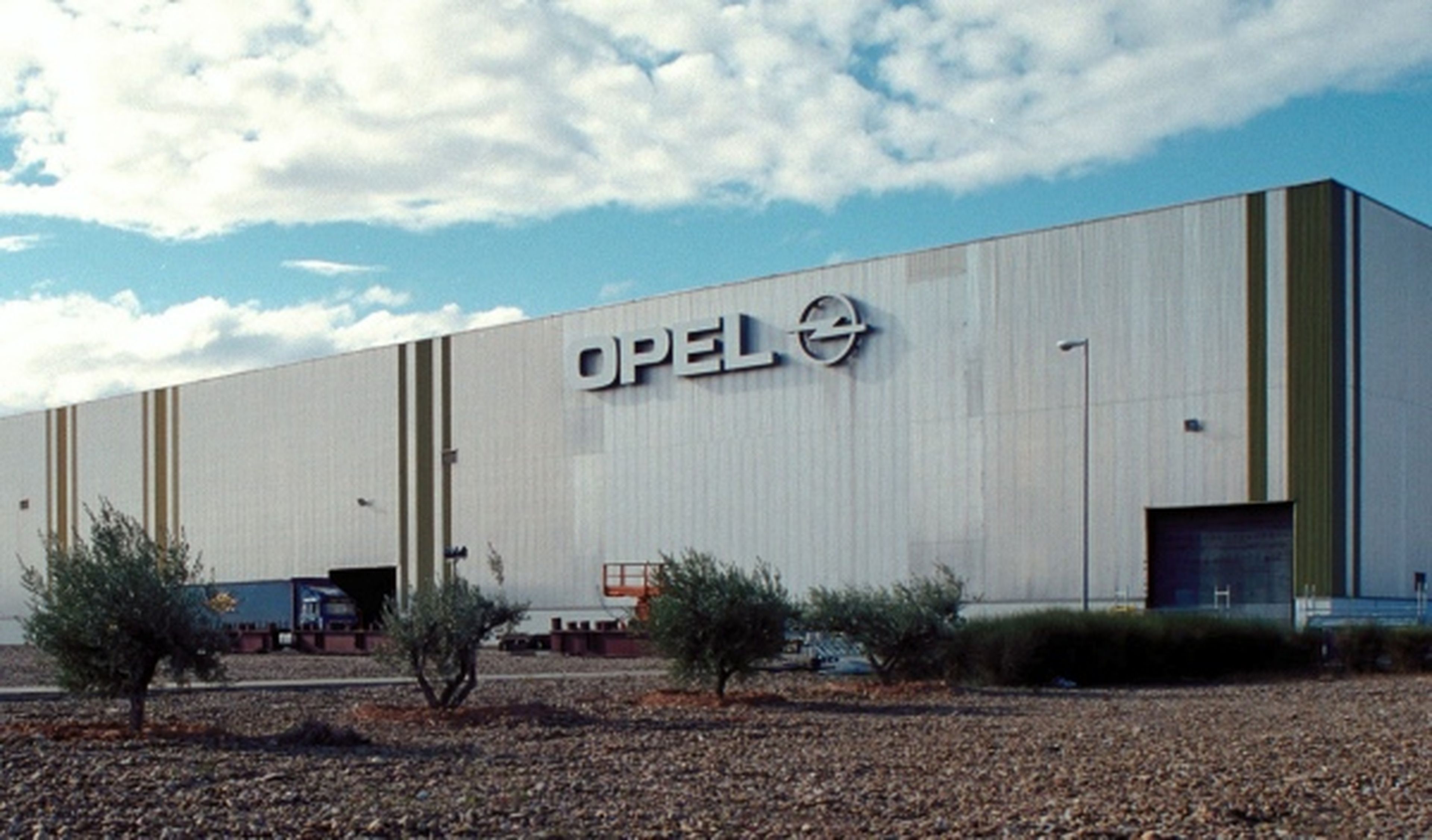 El Gobierno aragonés no se cree la venta de Opel