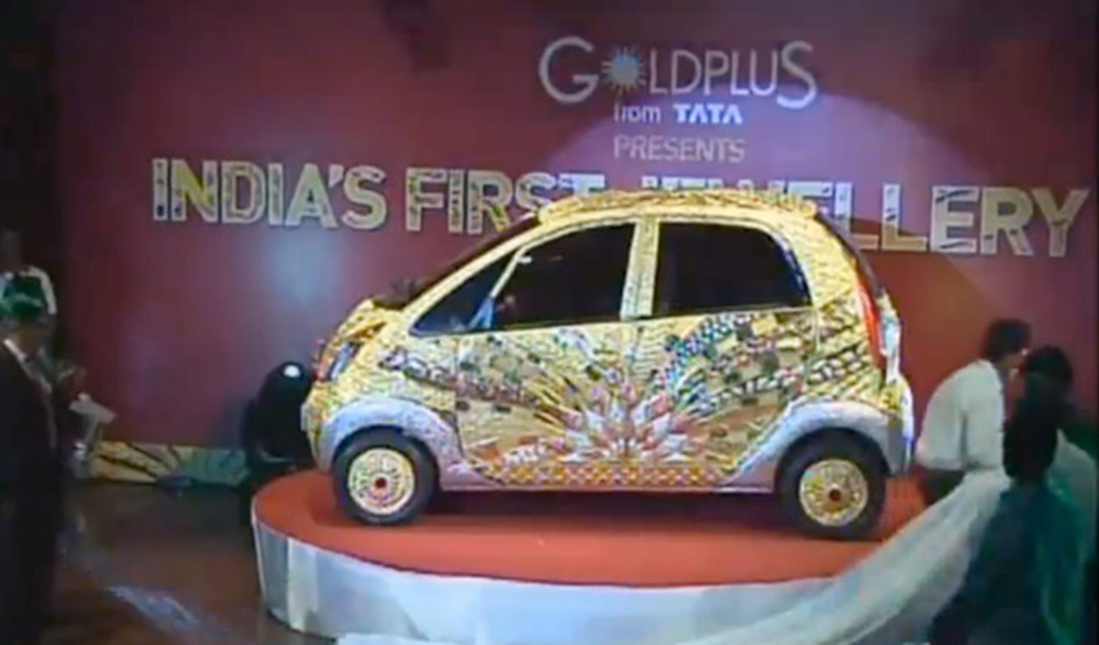 Tata Nano de oro: uno de los coches más caros del mundo