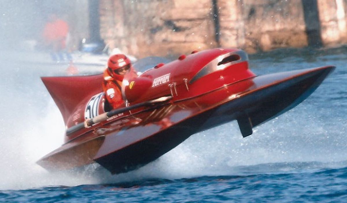 Ferrari Hydroplane 'Arno XI' récord