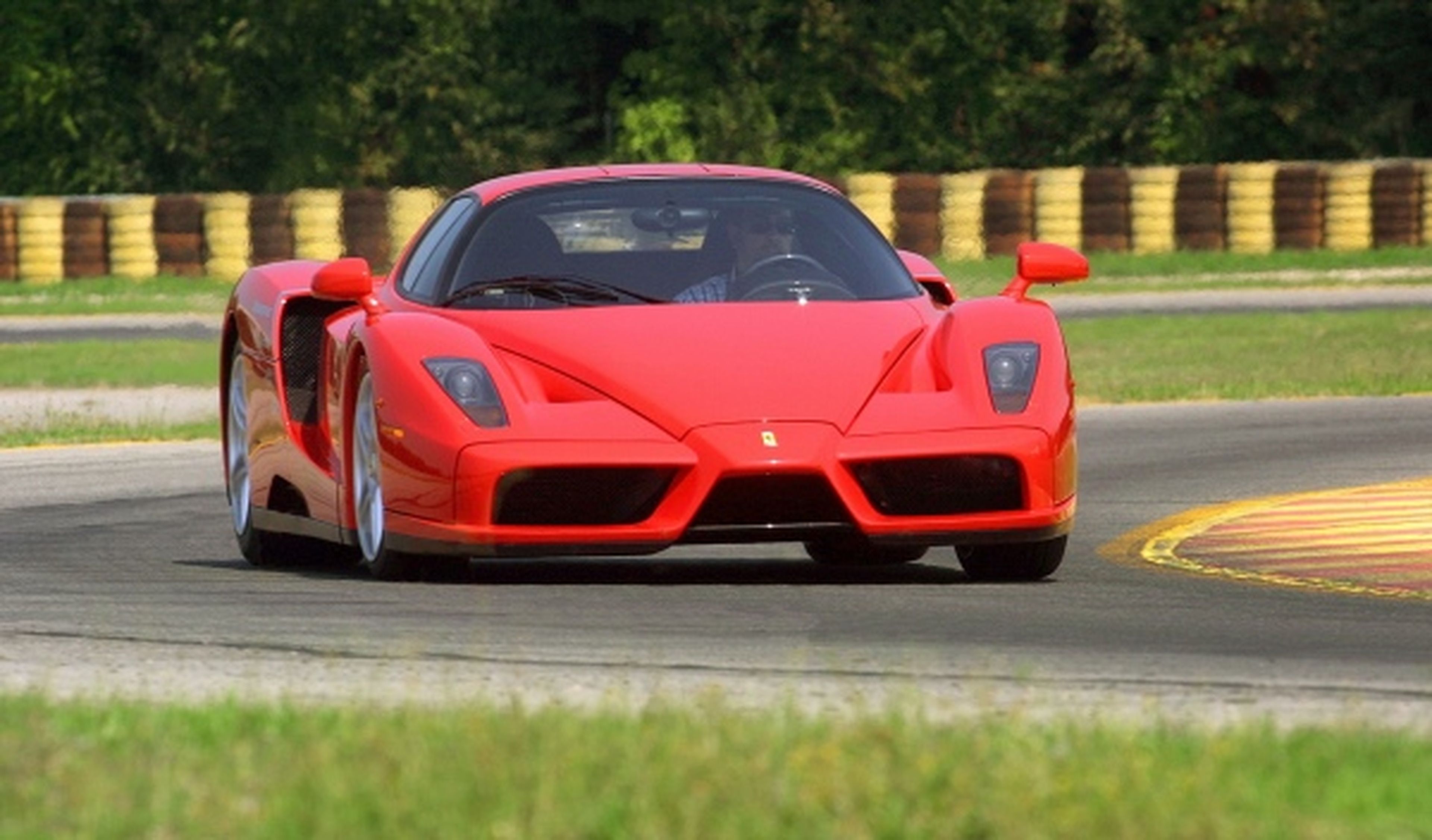 El Ferrari F70 camuflado, descubierto: el sucesor del Enzo