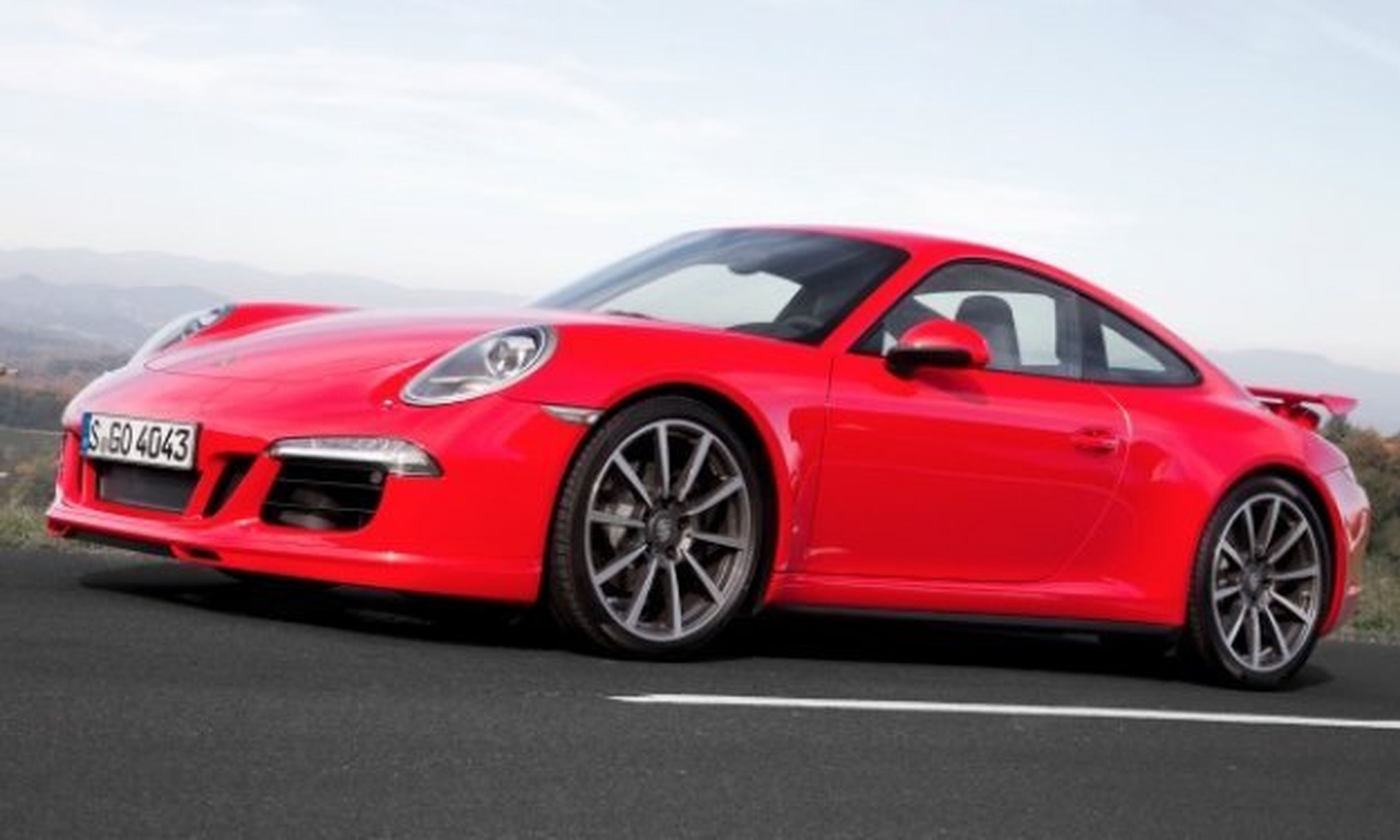 Porsche 911 de 1965 y 2012, juntos por su 50 aniversario