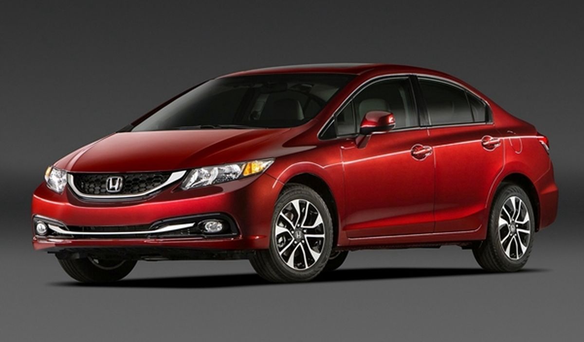 Honda_Civic_Sedan_2013_frontal