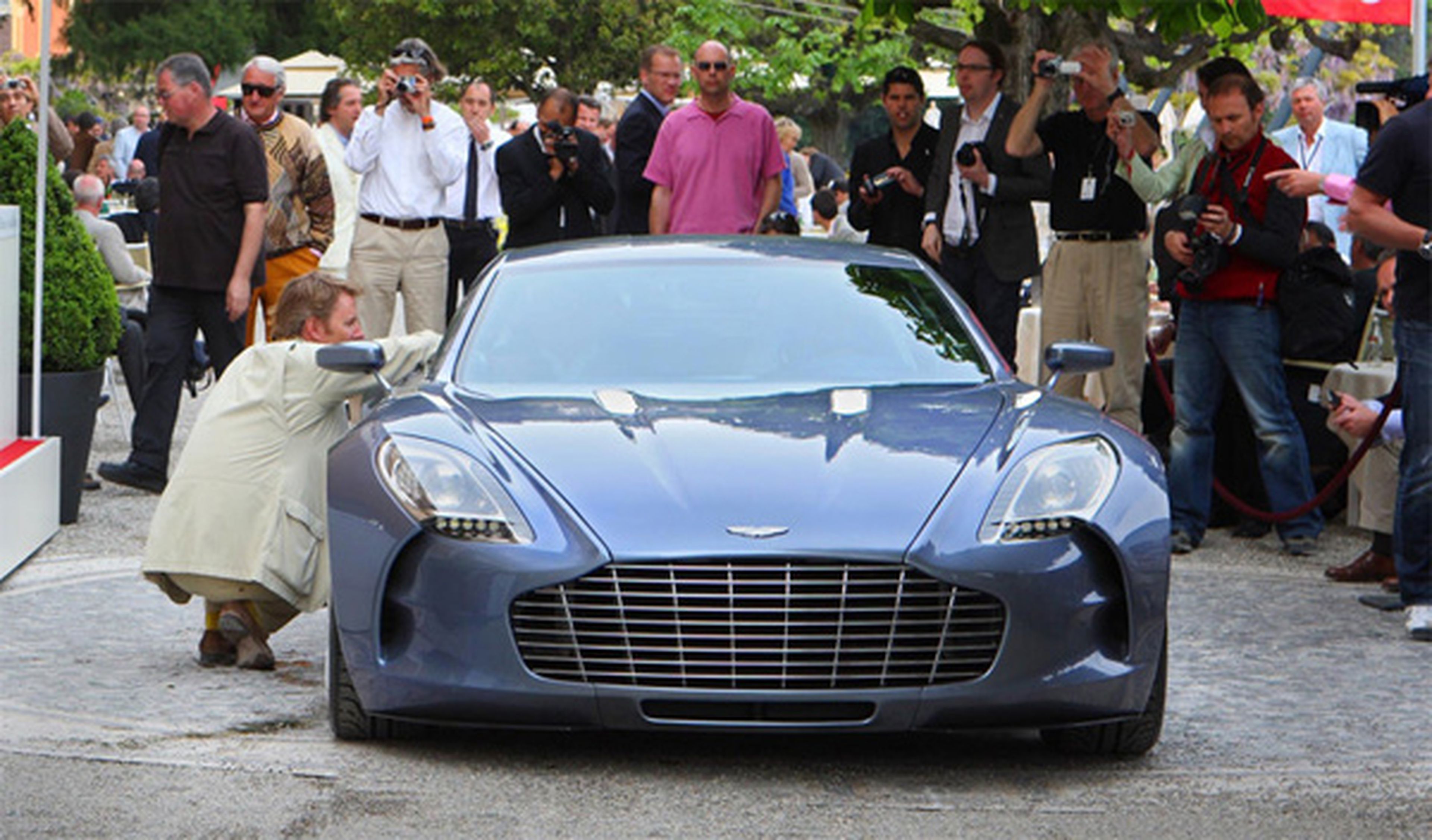 Vídeo: el Aston Martin de Samuel Eto´o que no arranca