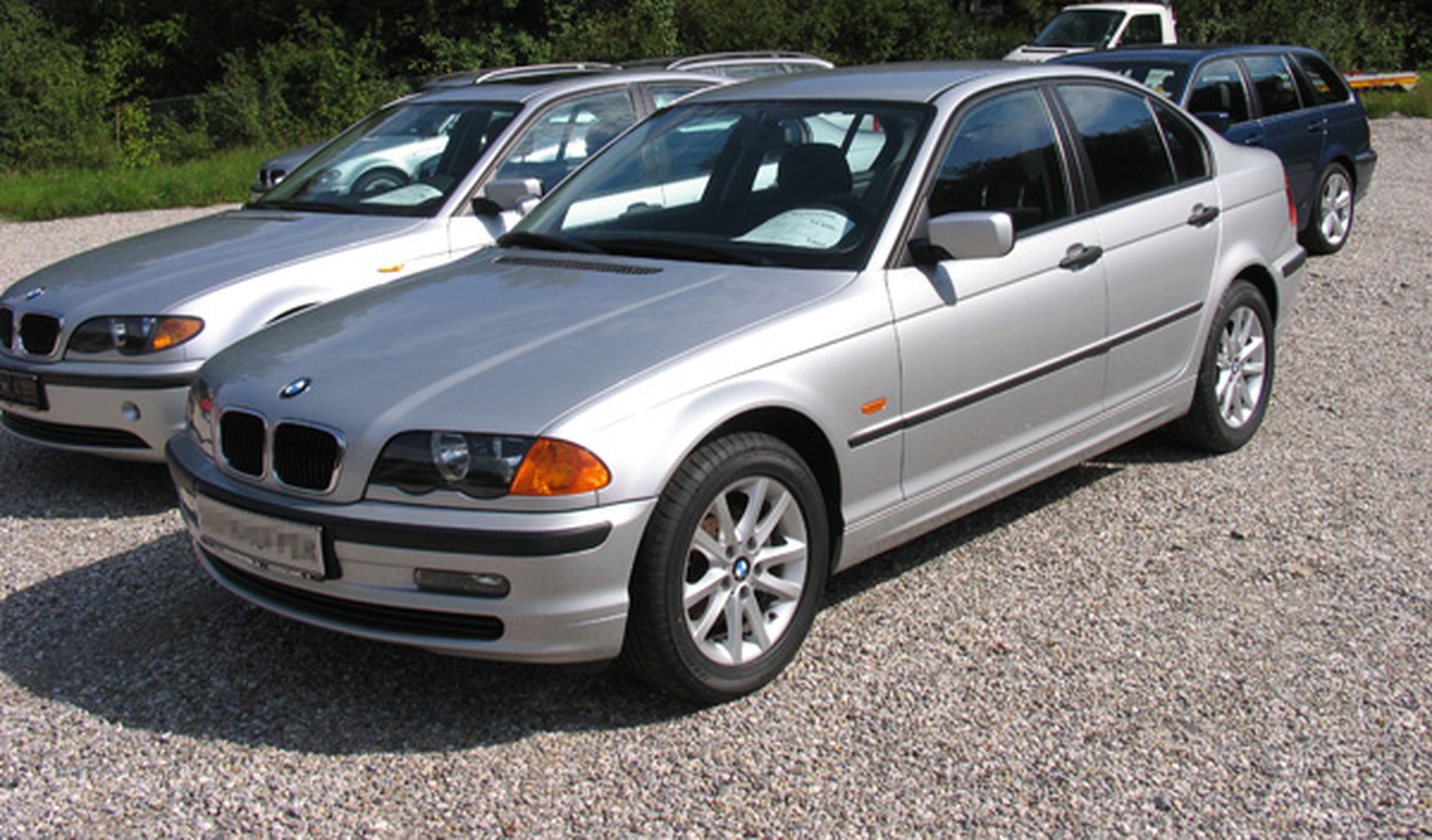 Llamada a revisión de 200.000 BMW Serie 3 por el airbag