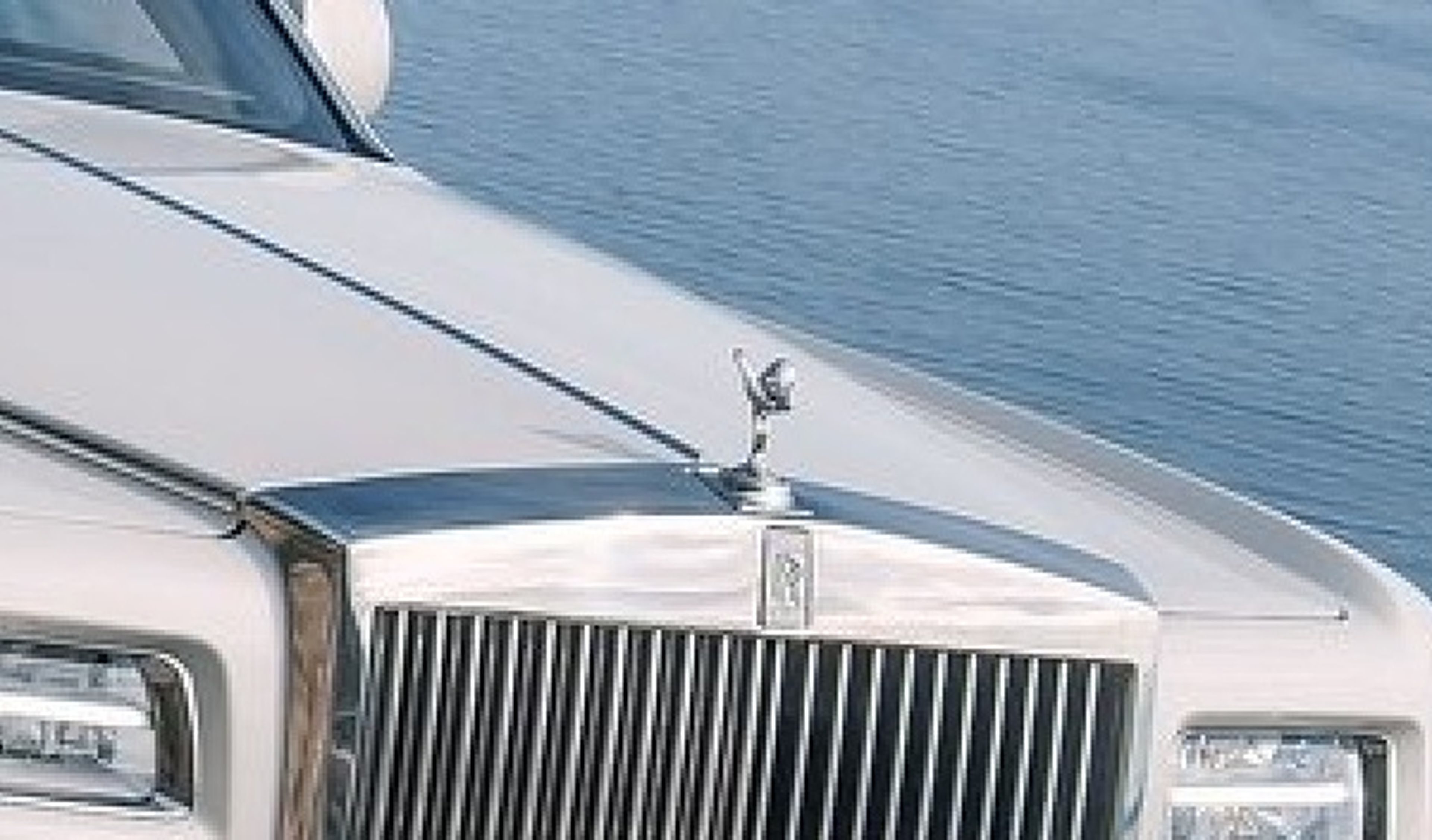 Rolls Royce lanzará un híbrido en 2016