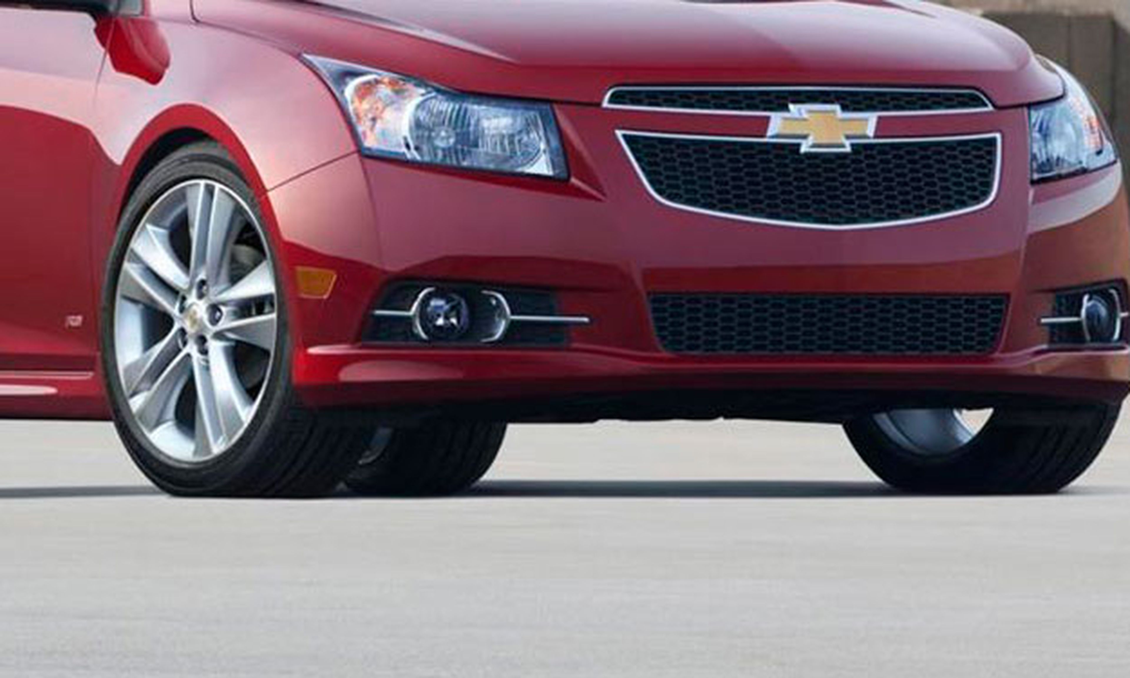 Chevrolet Cruze 2014: cazado sin camuflaje