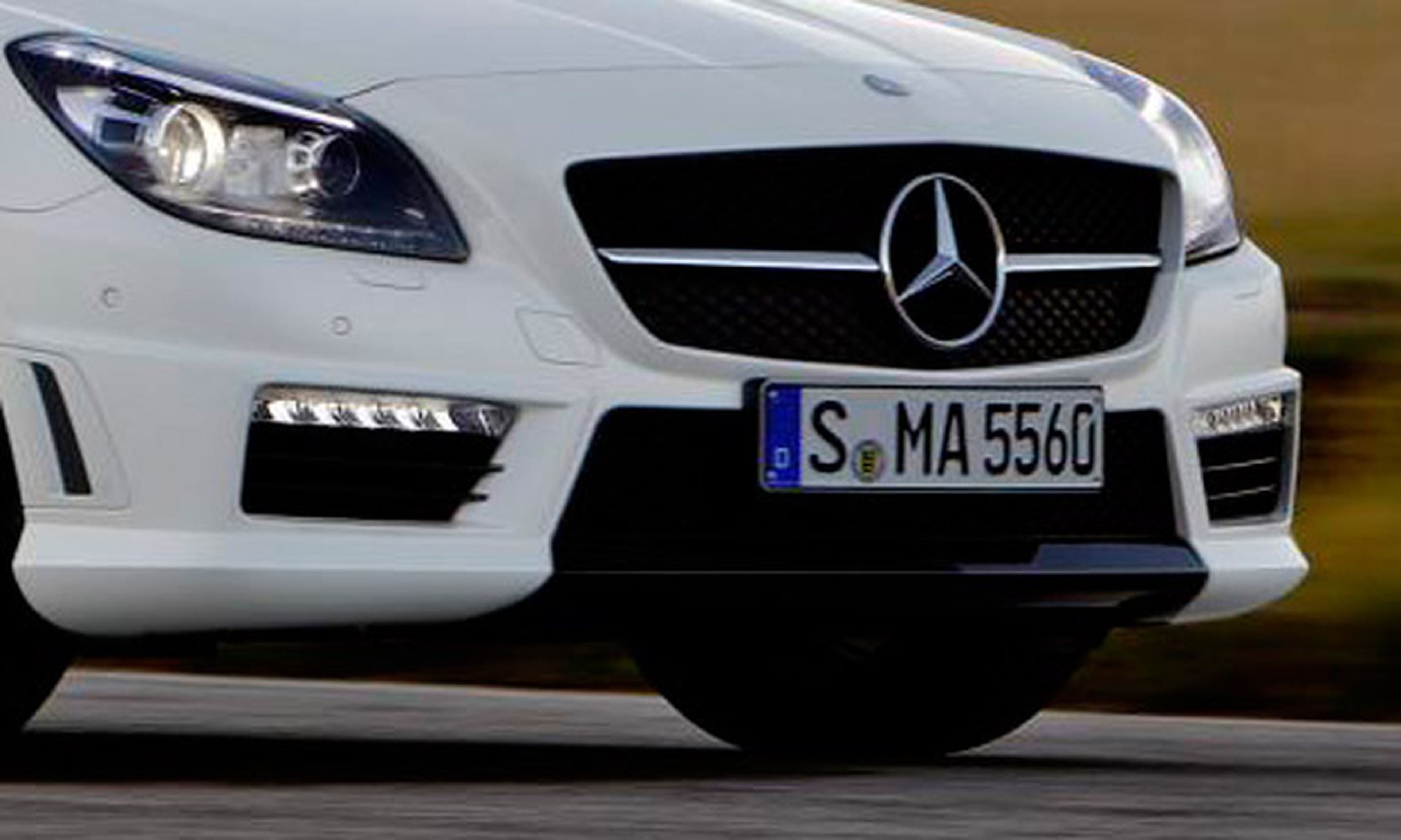 El Mercedes SLK 2018 podrá ser tracción integral e híbrido