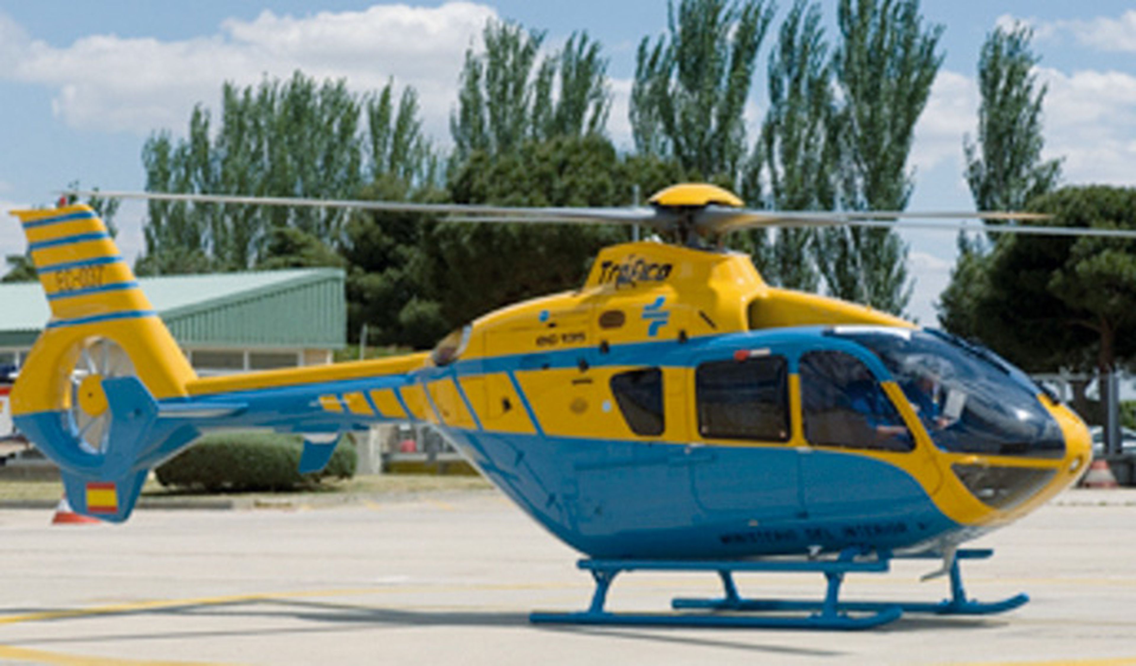 helicóptero dgt pegasus EC-135