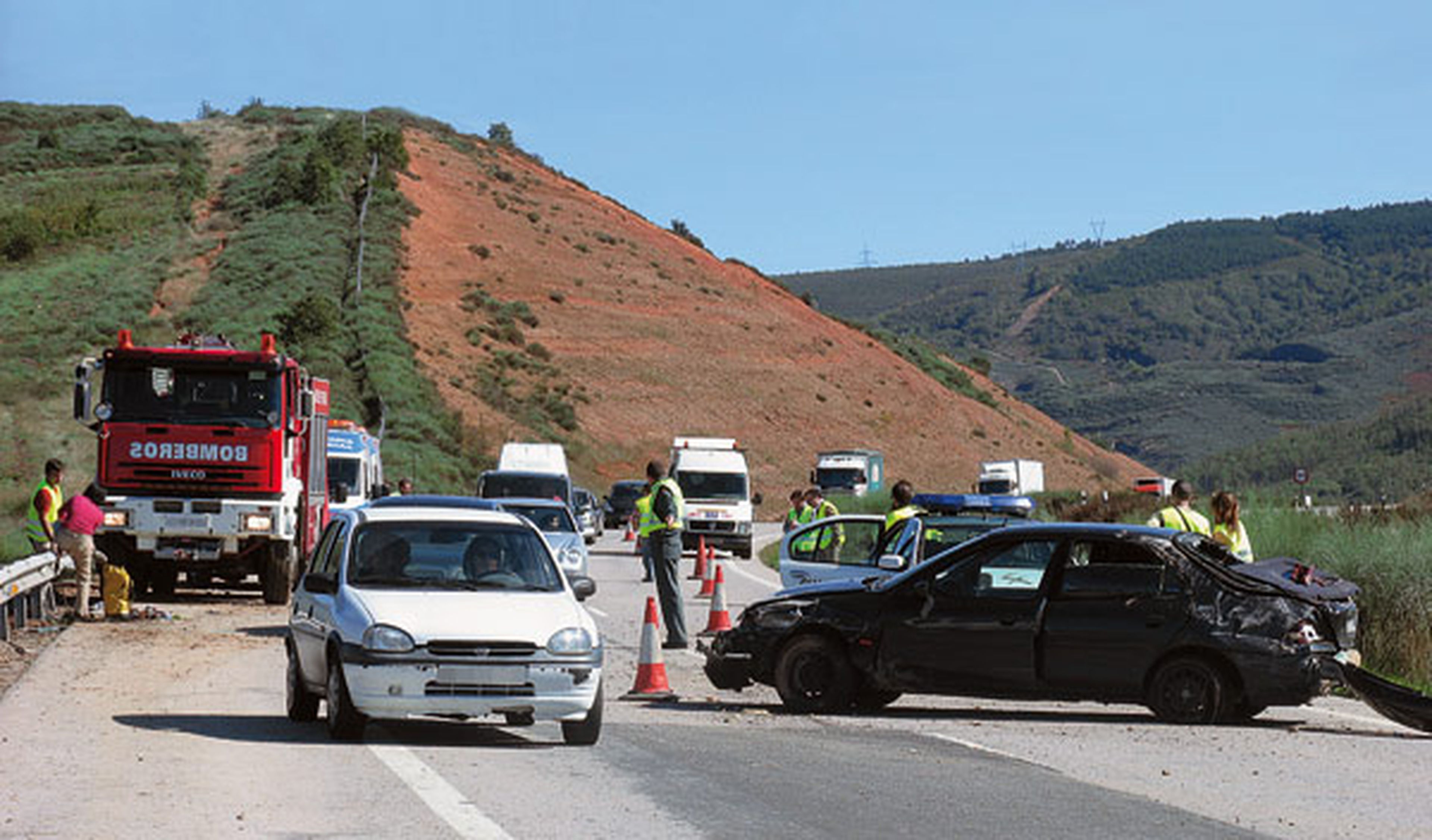 35 muertos en carretera en Semana Santa 2014