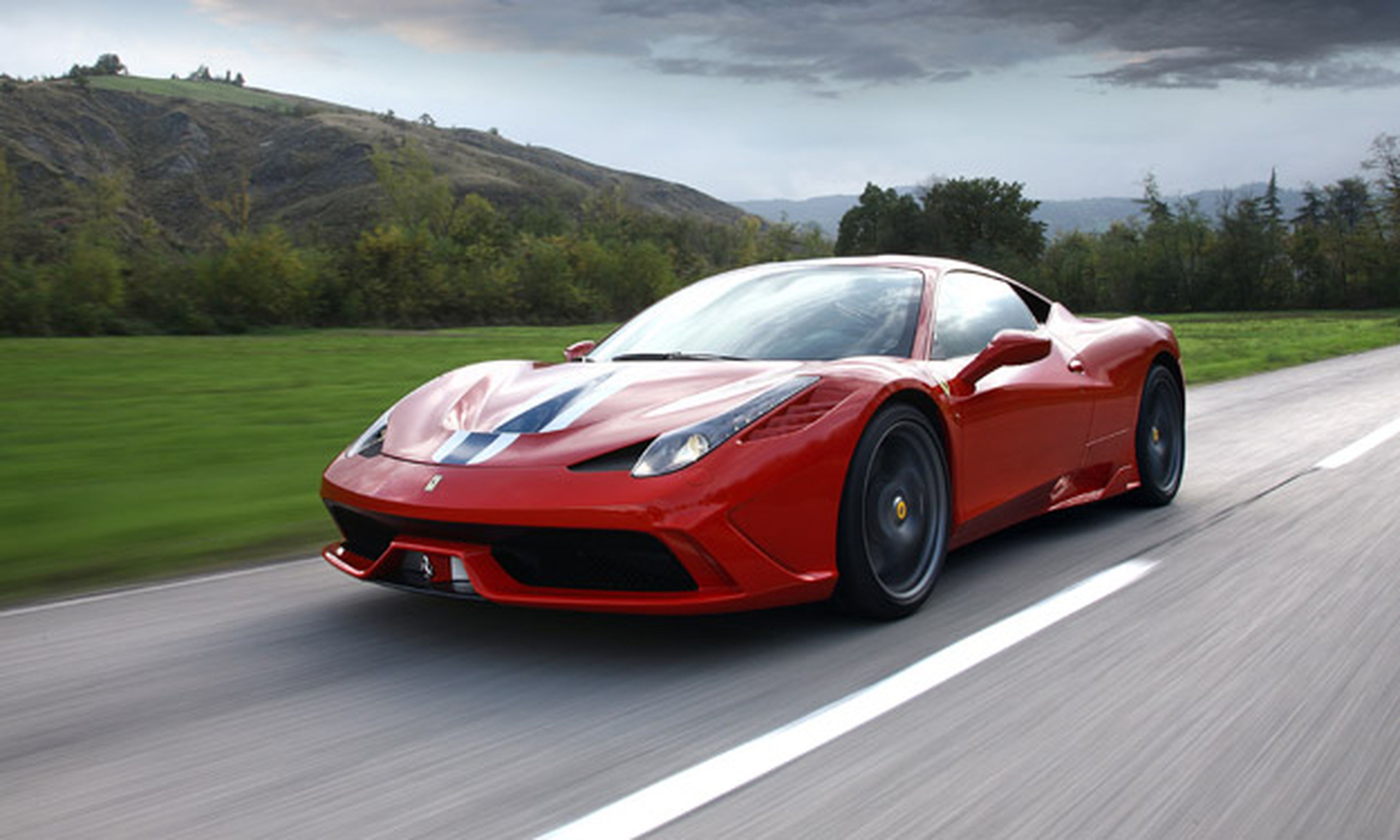 Cinco cosas que no puedes hacer con un Ferrari