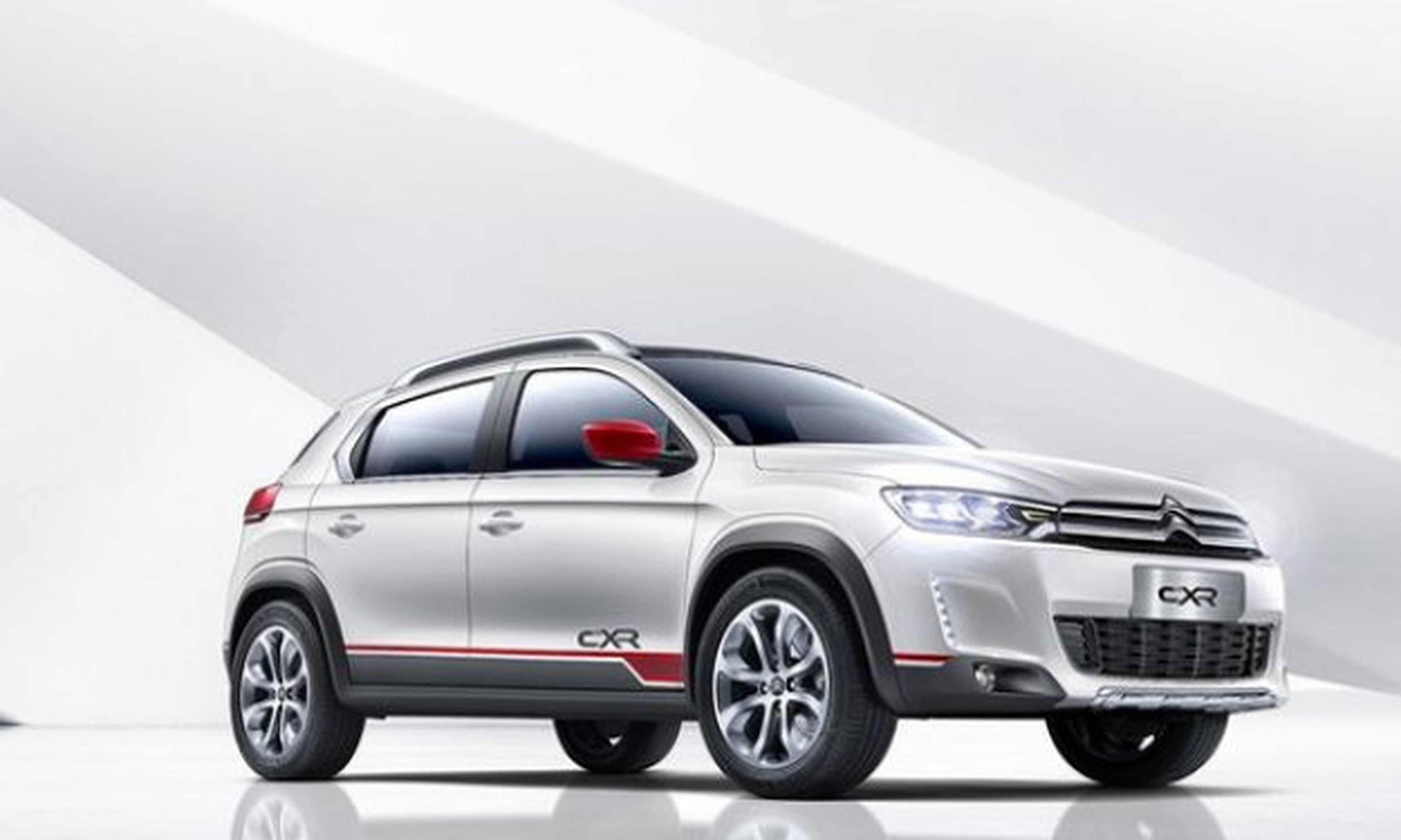 Pillan el Citroën C-XR de producción 'de paseo' por China
