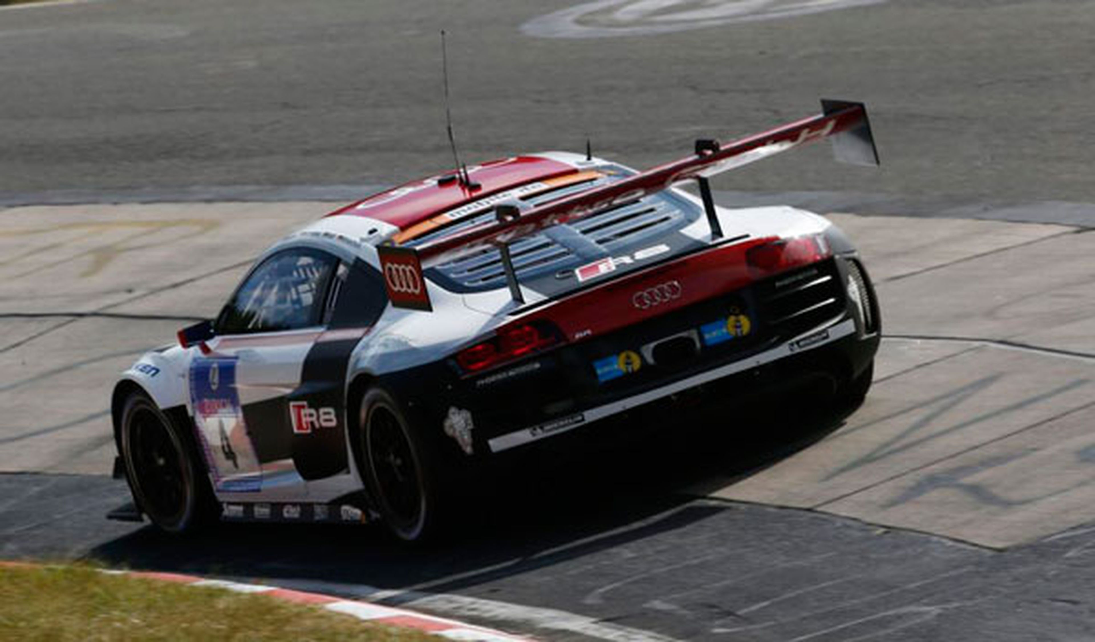 Audi también gana las 24 horas de Nürburgring 2014