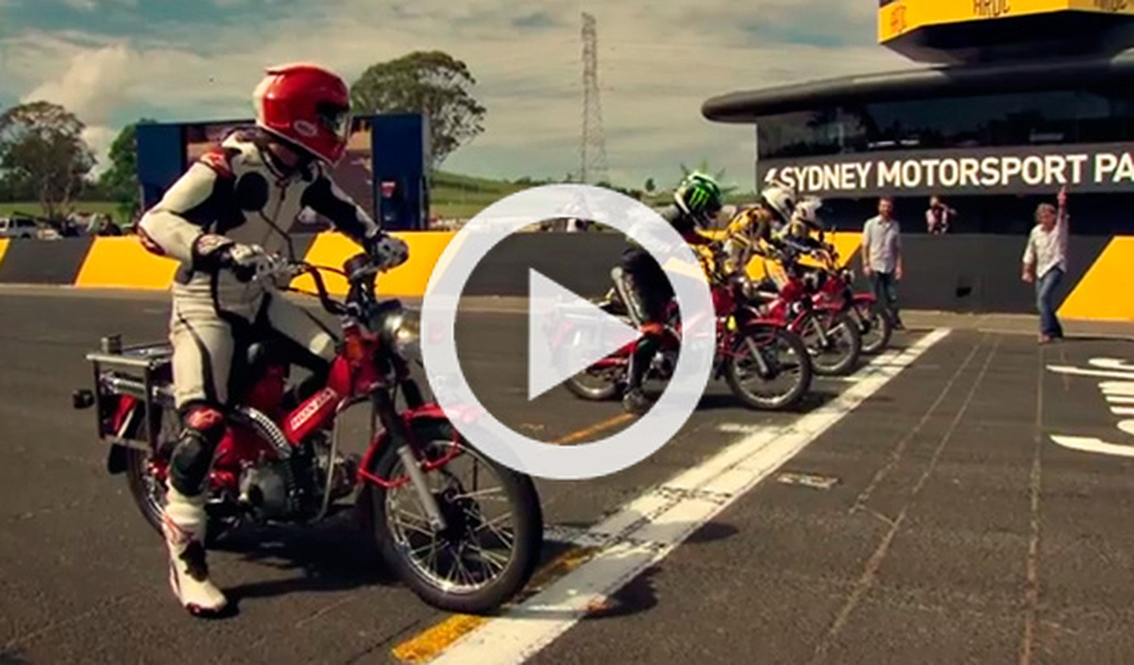 Carrera con motos de correos en el Top Gear Festival Sidney