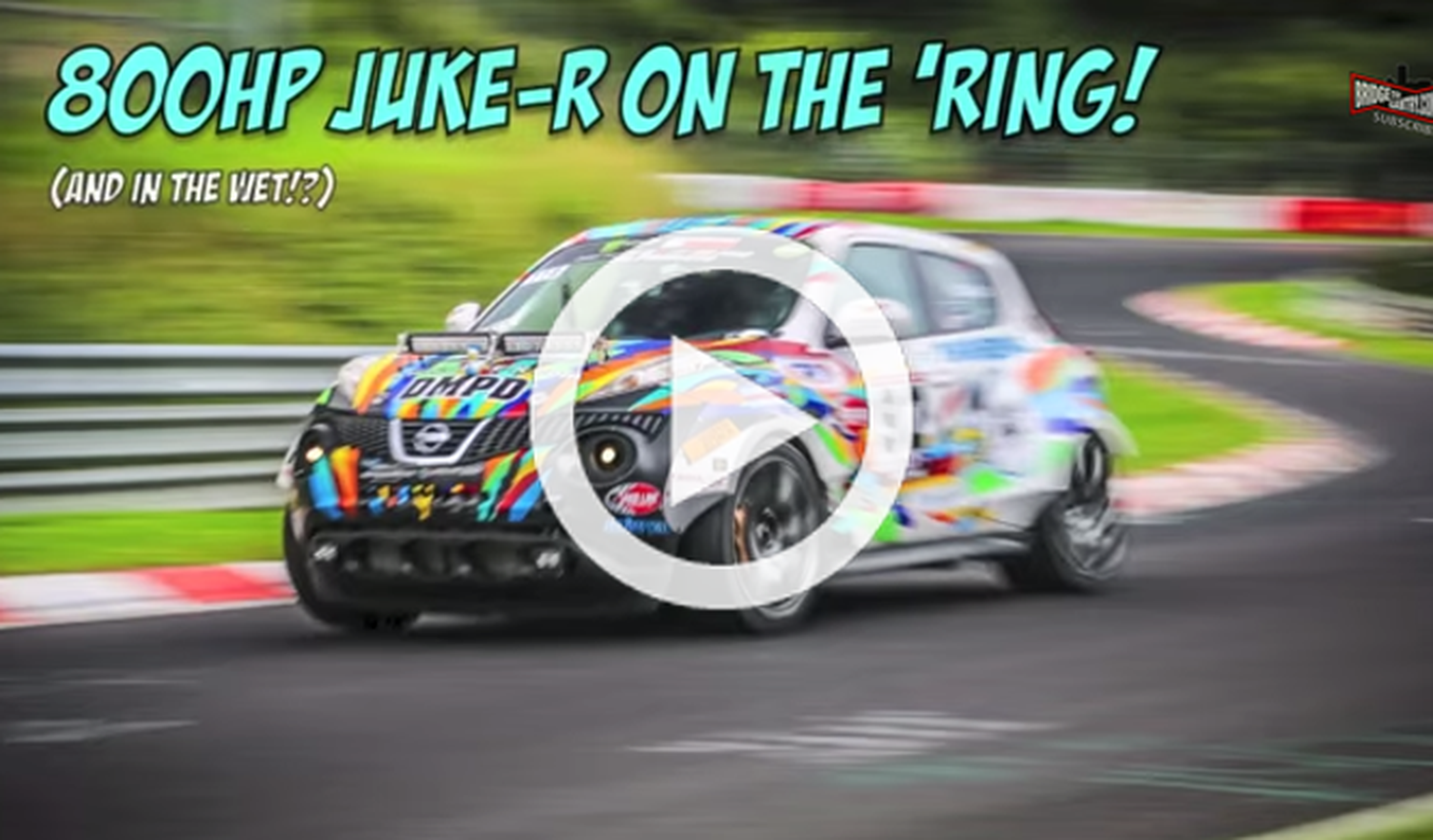 Un Nissan Juke-R de 800 CV se divierte en Nürburgring