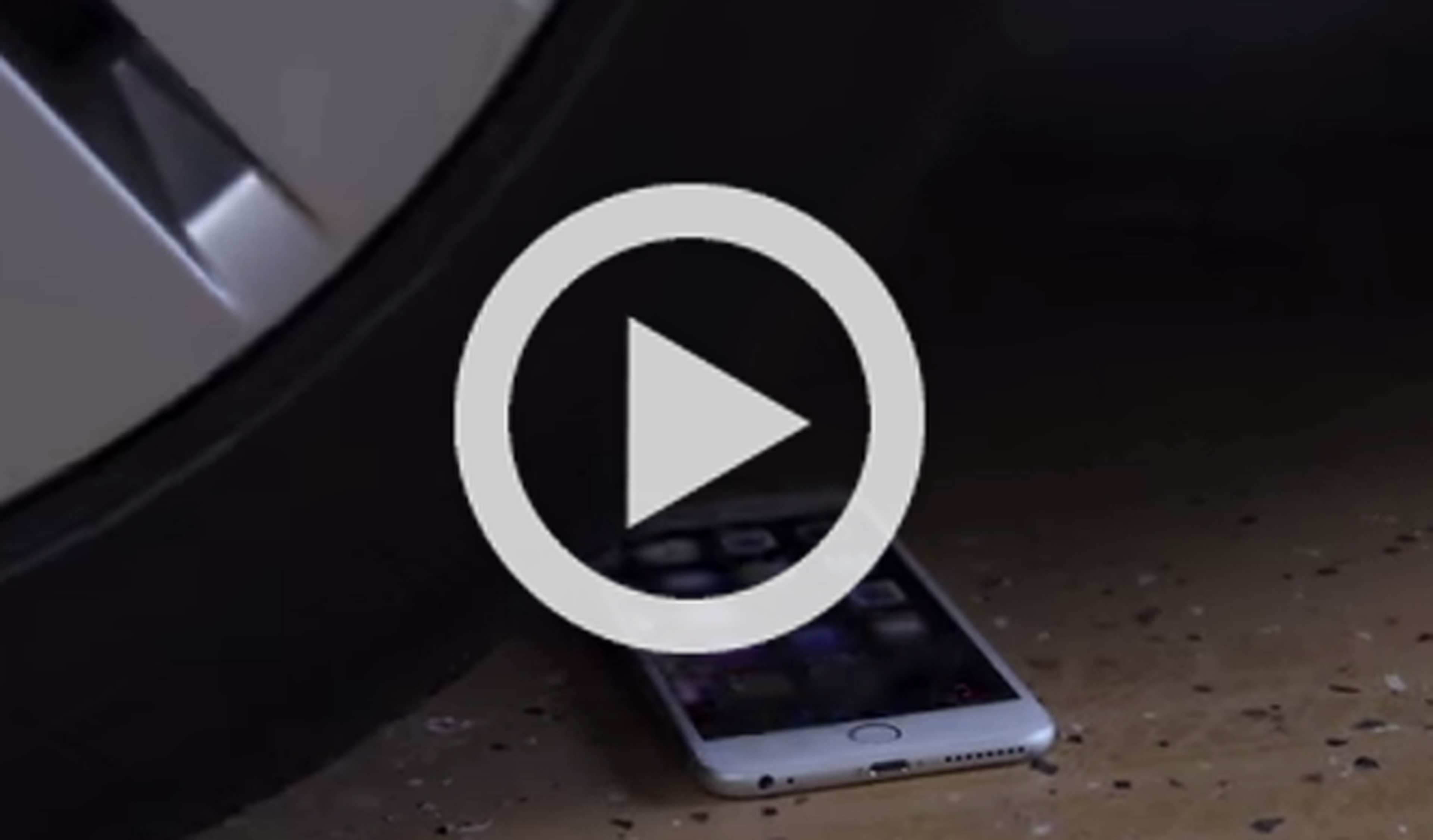 Un BMW Serie 5 atropella un iPhone 6, ¿sobrevivirá?