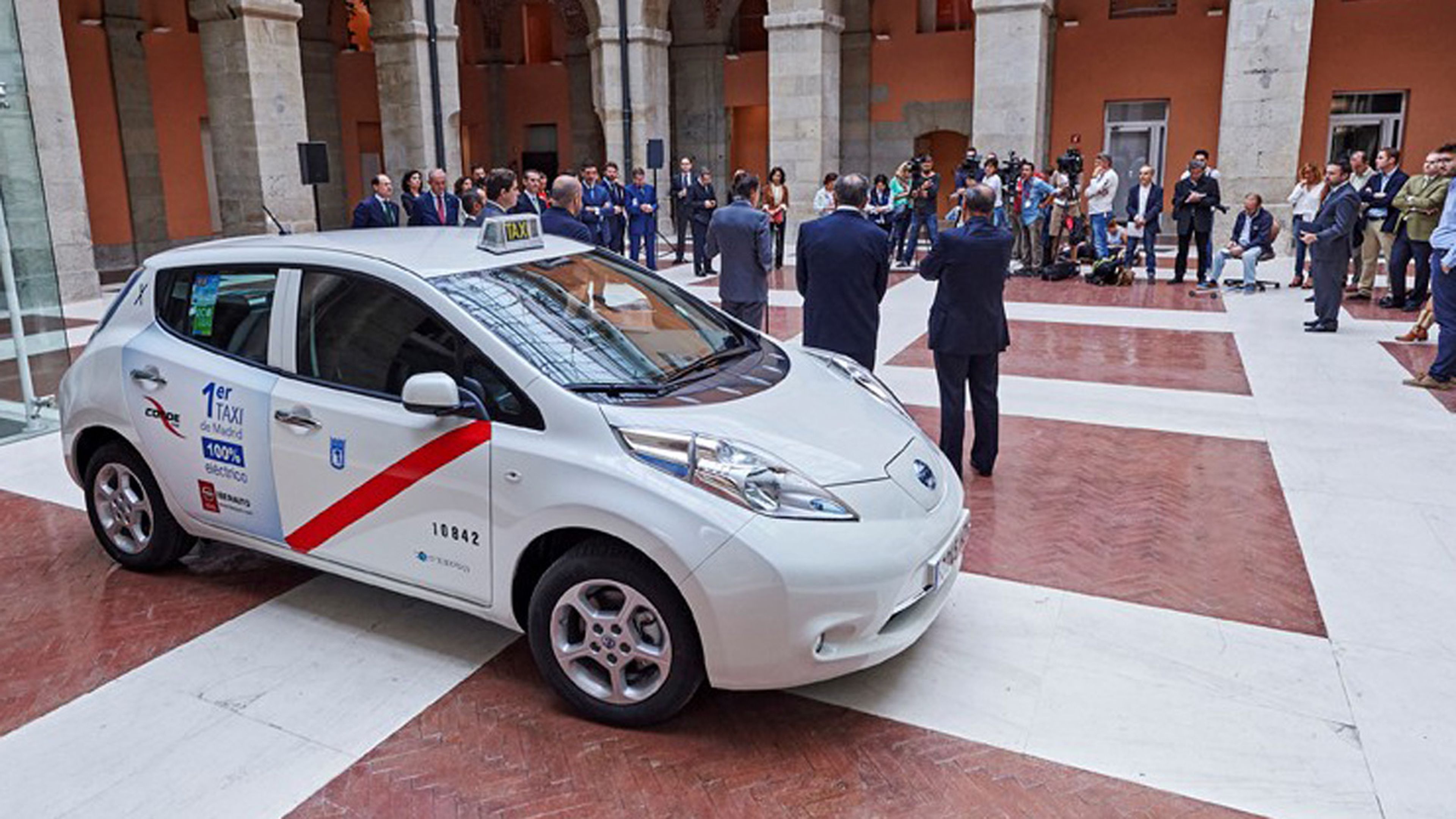 Madrid estrena taxi 100% eléctrico
