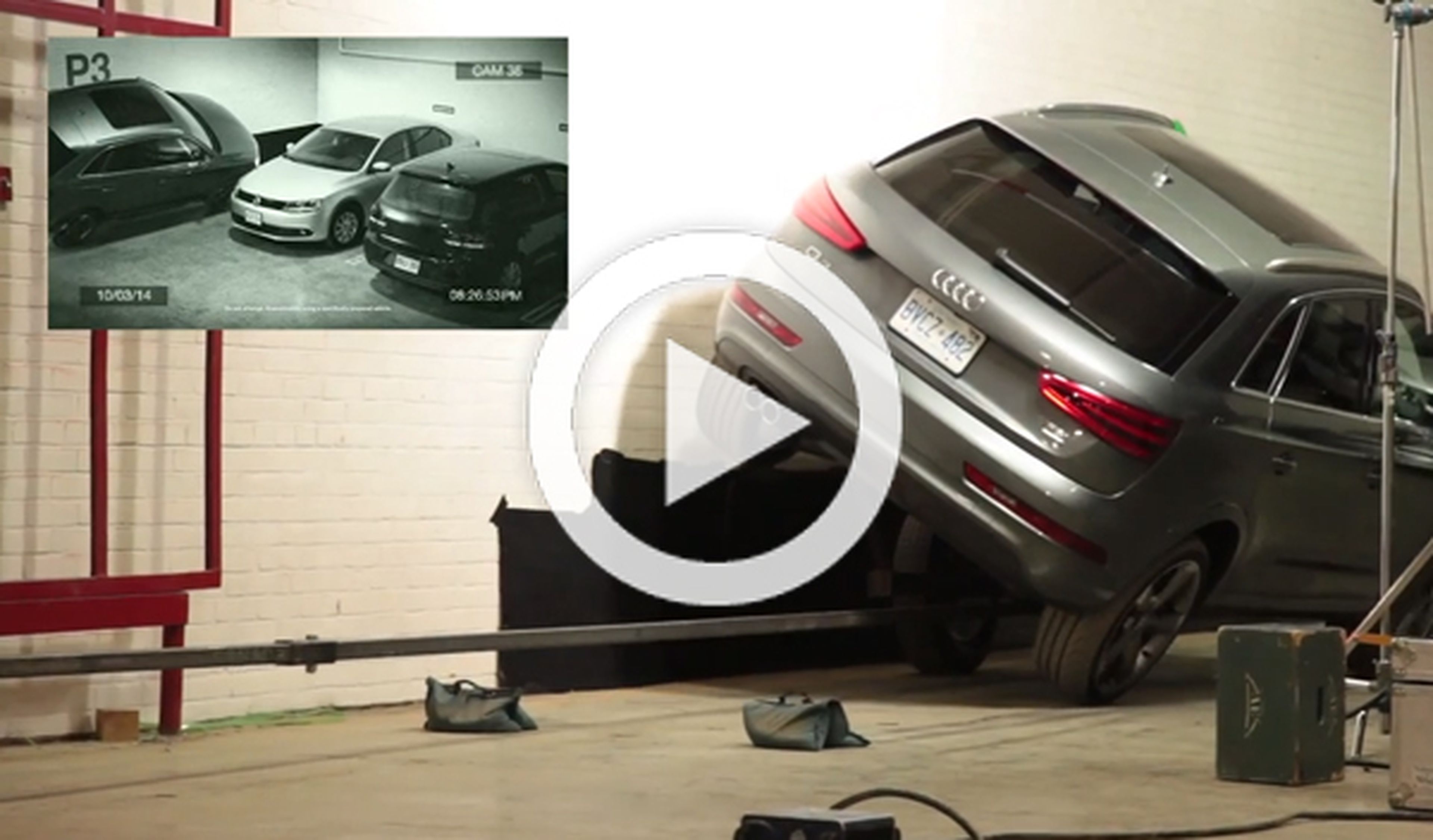Un anuncio muy curioso: el Audi Q3 aparca a dos ruedas