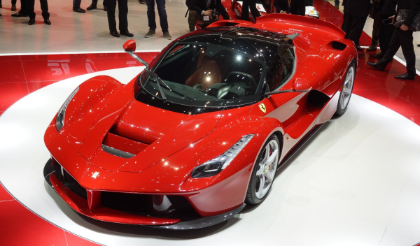 Un Ferrari LaFerrari A La Venta Por 2,6 Millones De Euros