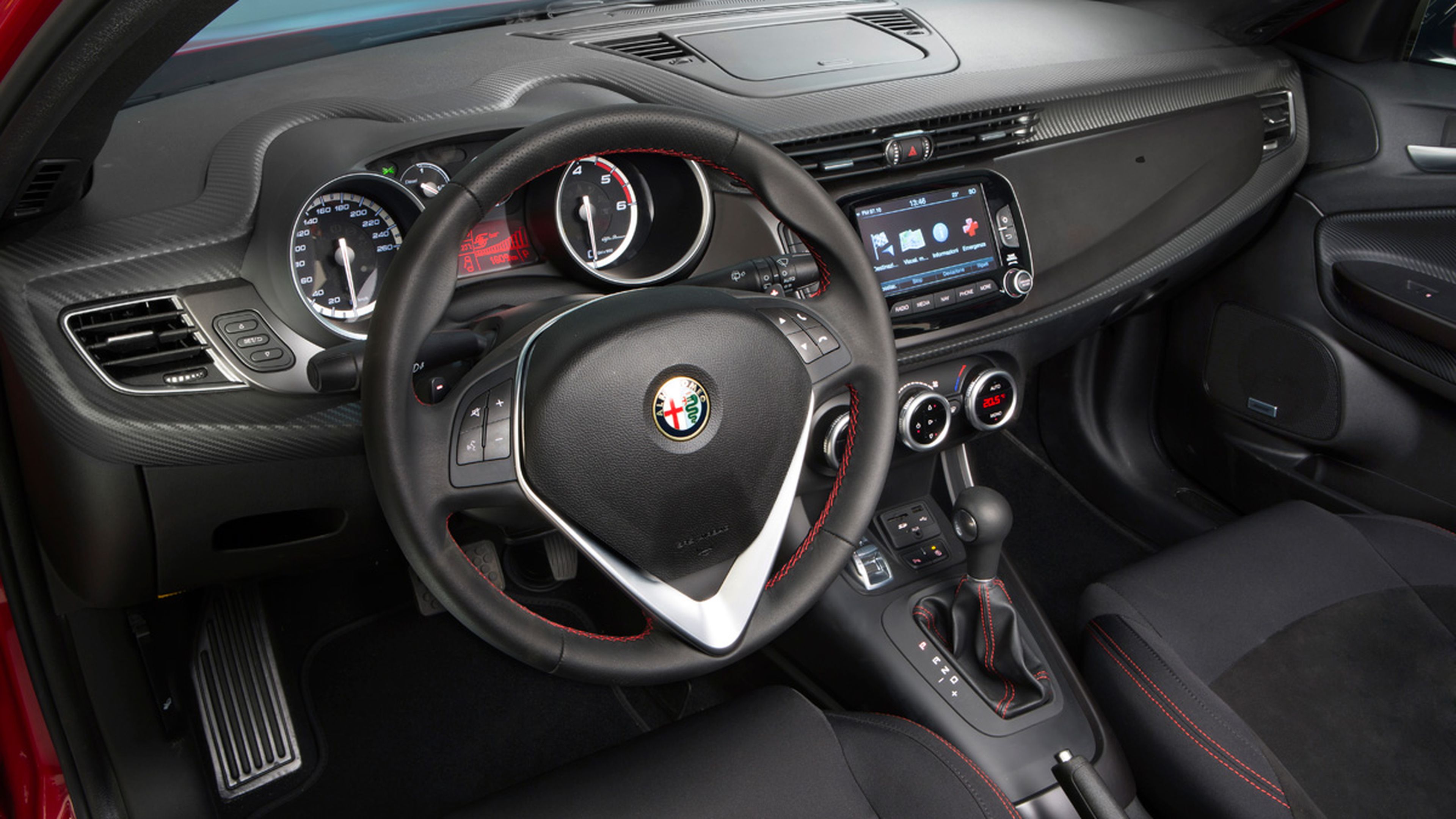 Alfa Romeo Giulietta Sprint interior