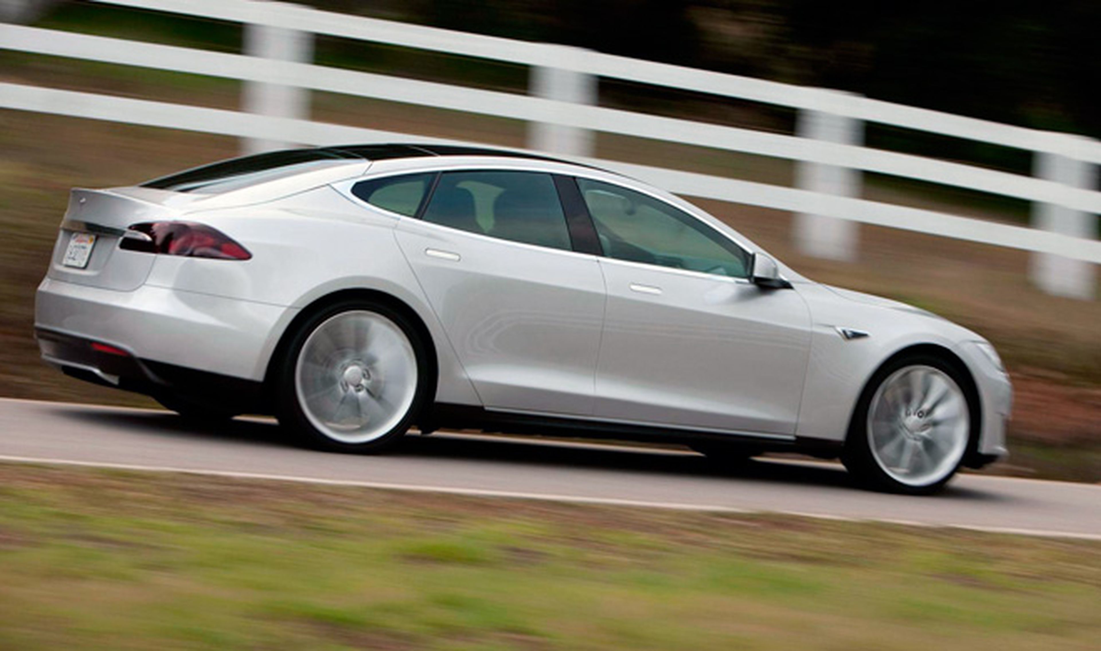 Tesla vende más coches pero tiene más pérdidas
